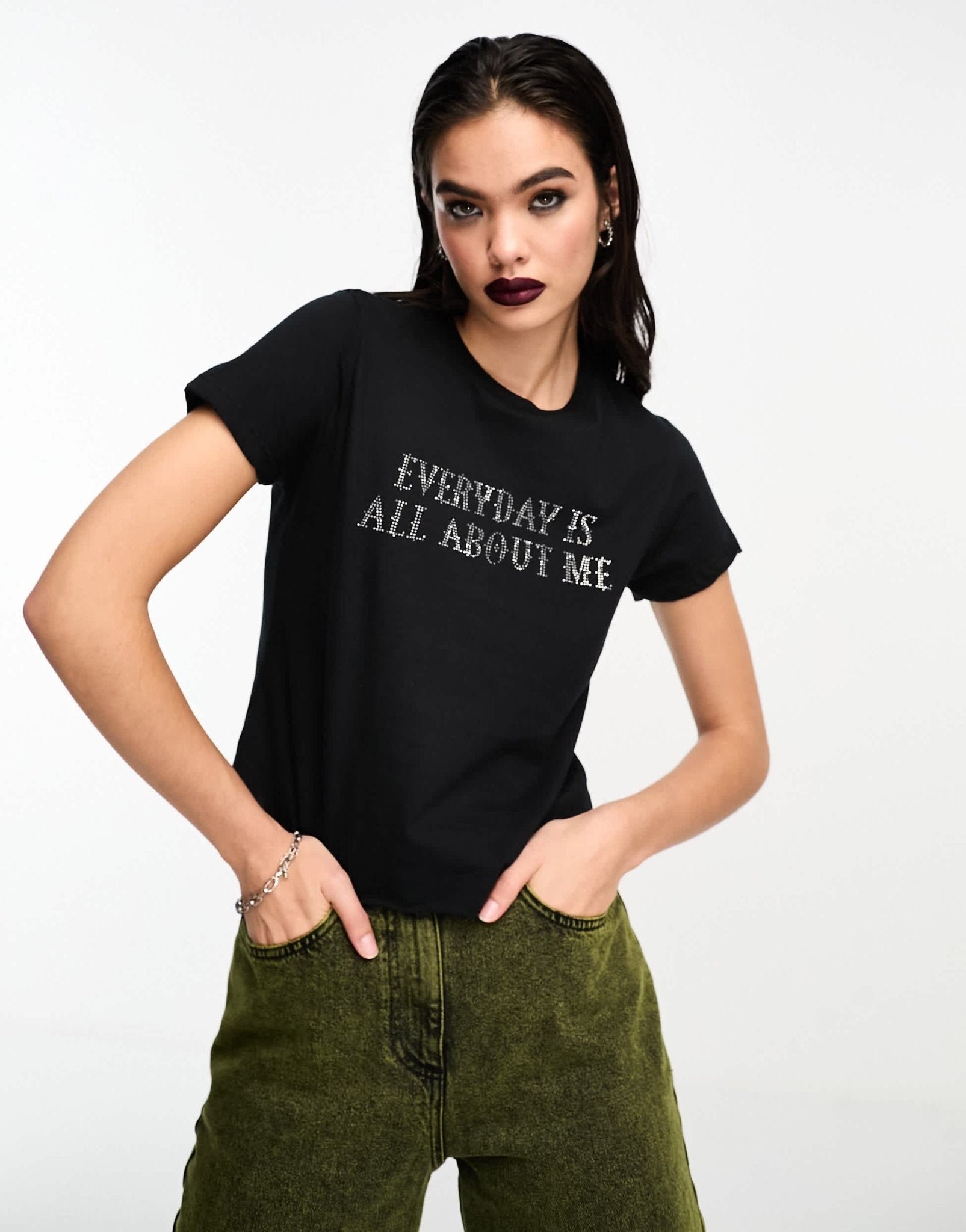 ASOS DESIGN Wednesday Addams baby tee with studded slogan licence graphic in black - ASOS Sample Sale EU Store