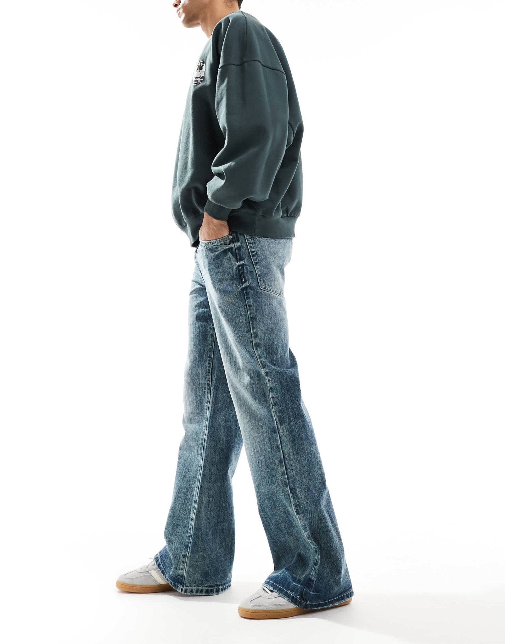 ASOS DESIGN wide flare jeans in grey blue wash - ASOS Sample Sale EU Store