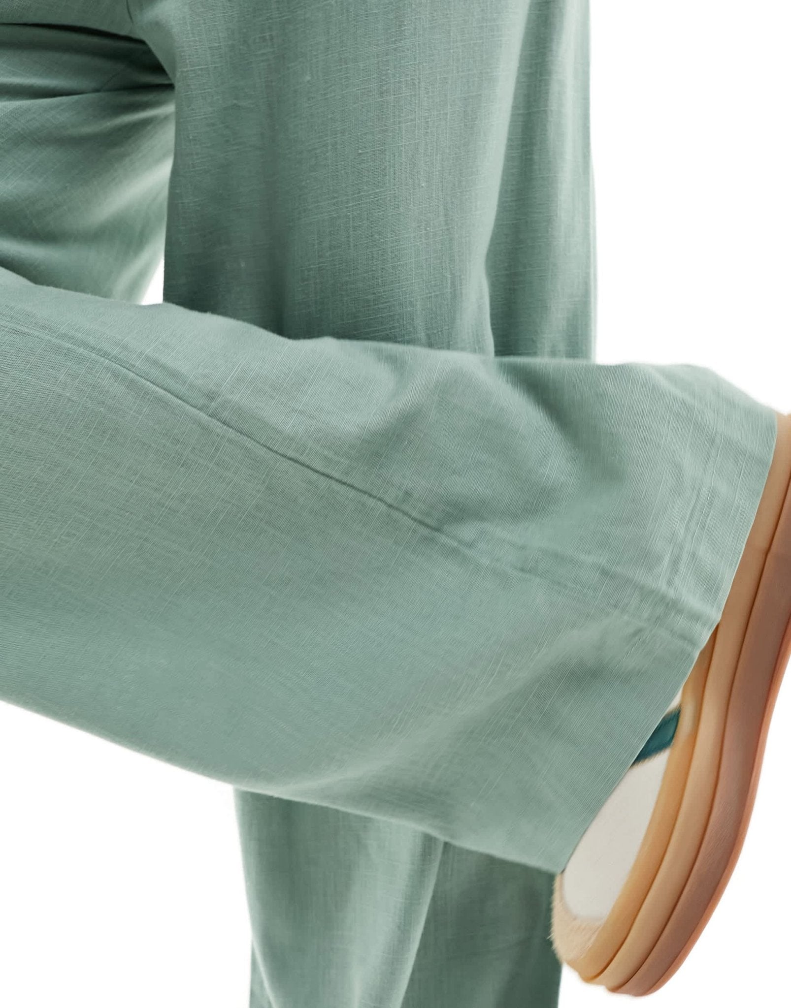 ASOS DESIGN wide leg pull on trouser with linen in green - ASOS Sample Sale EU Store