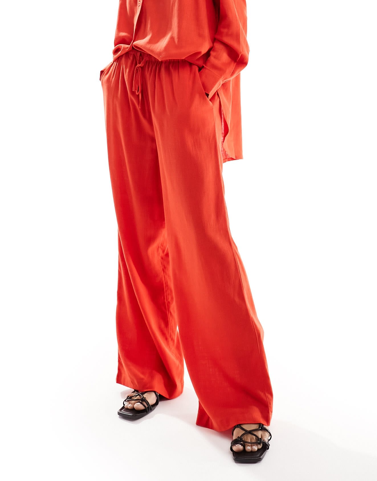 ASOS DESIGN wide leg pull on trouser with linen in red - ASOS Sample Sale EU Store