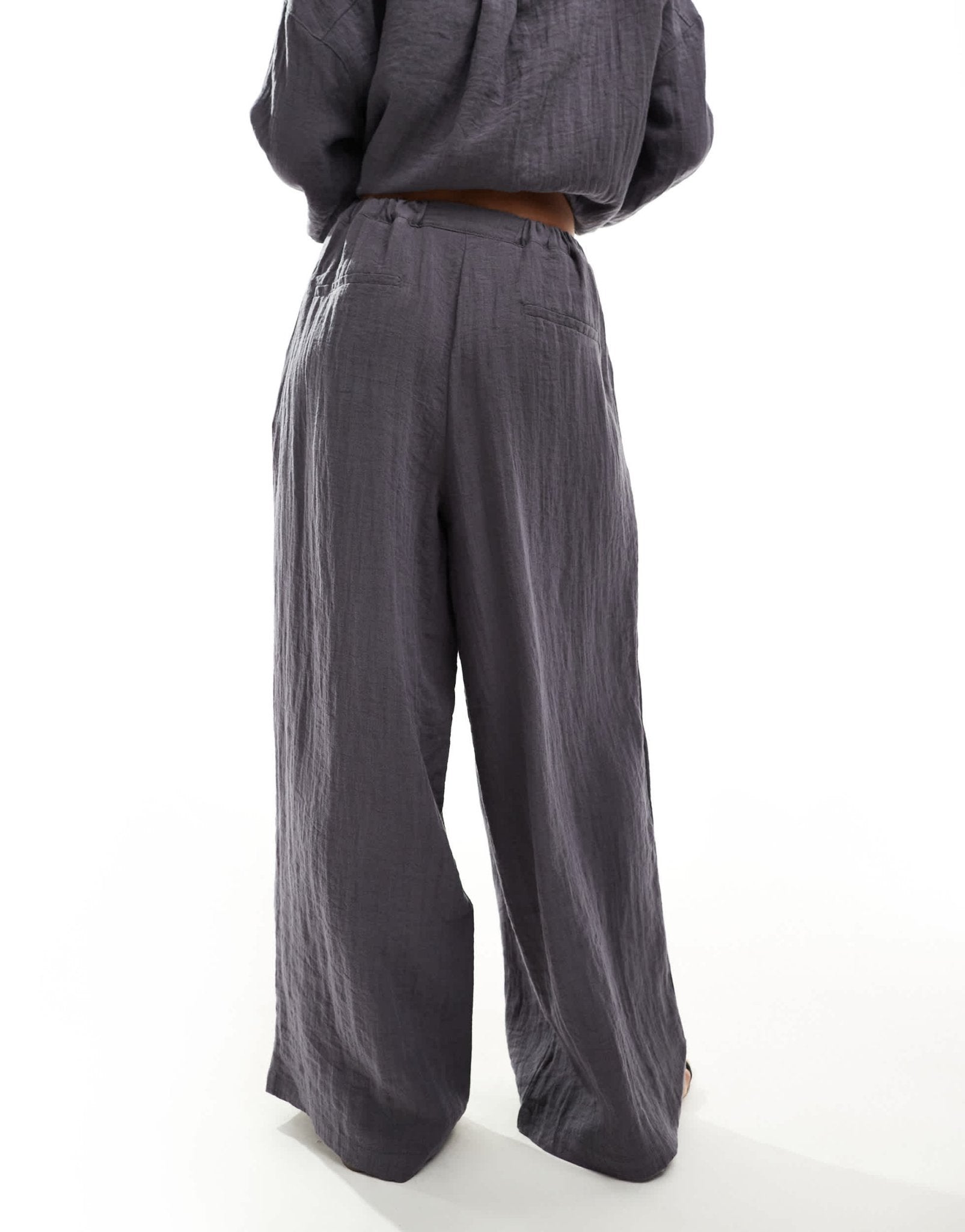 ASOS DESIGN wide leg trouser with pleat detail in textured fabric in charcoal co - ord - ASOS Sample Sale EU Store
