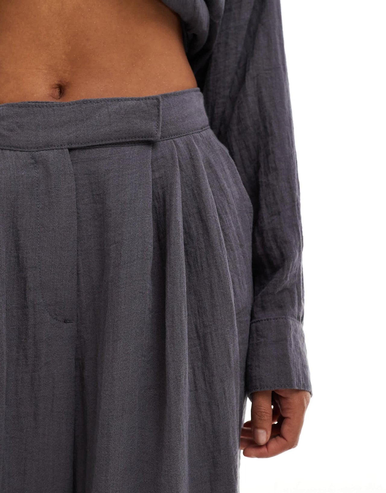 ASOS DESIGN wide leg trouser with pleat detail in textured fabric in charcoal co - ord - ASOS Sample Sale EU Store
