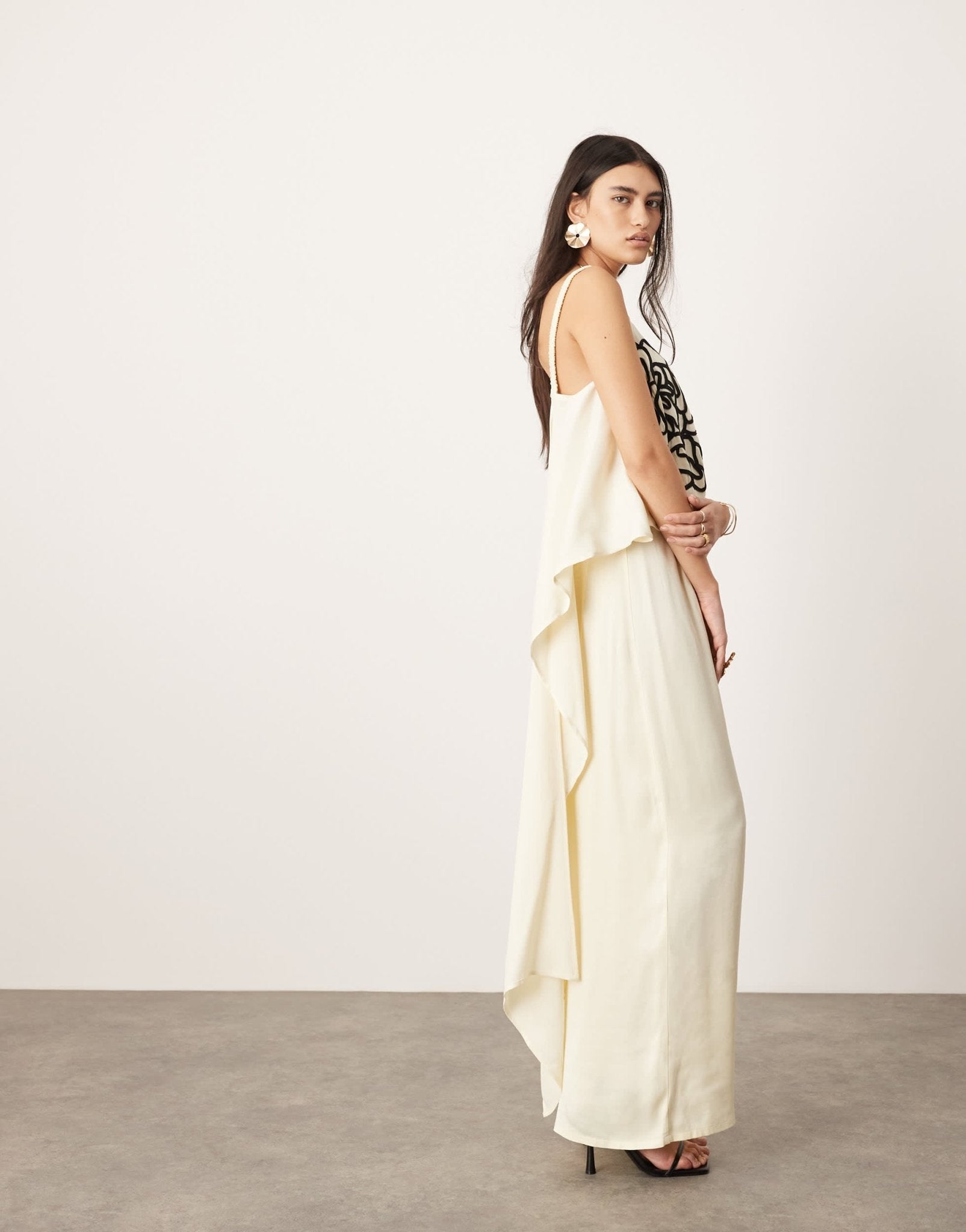 ASOS EDITION clean front wide leg trouser co - ord in cream - ASOS Sample Sale EU Store