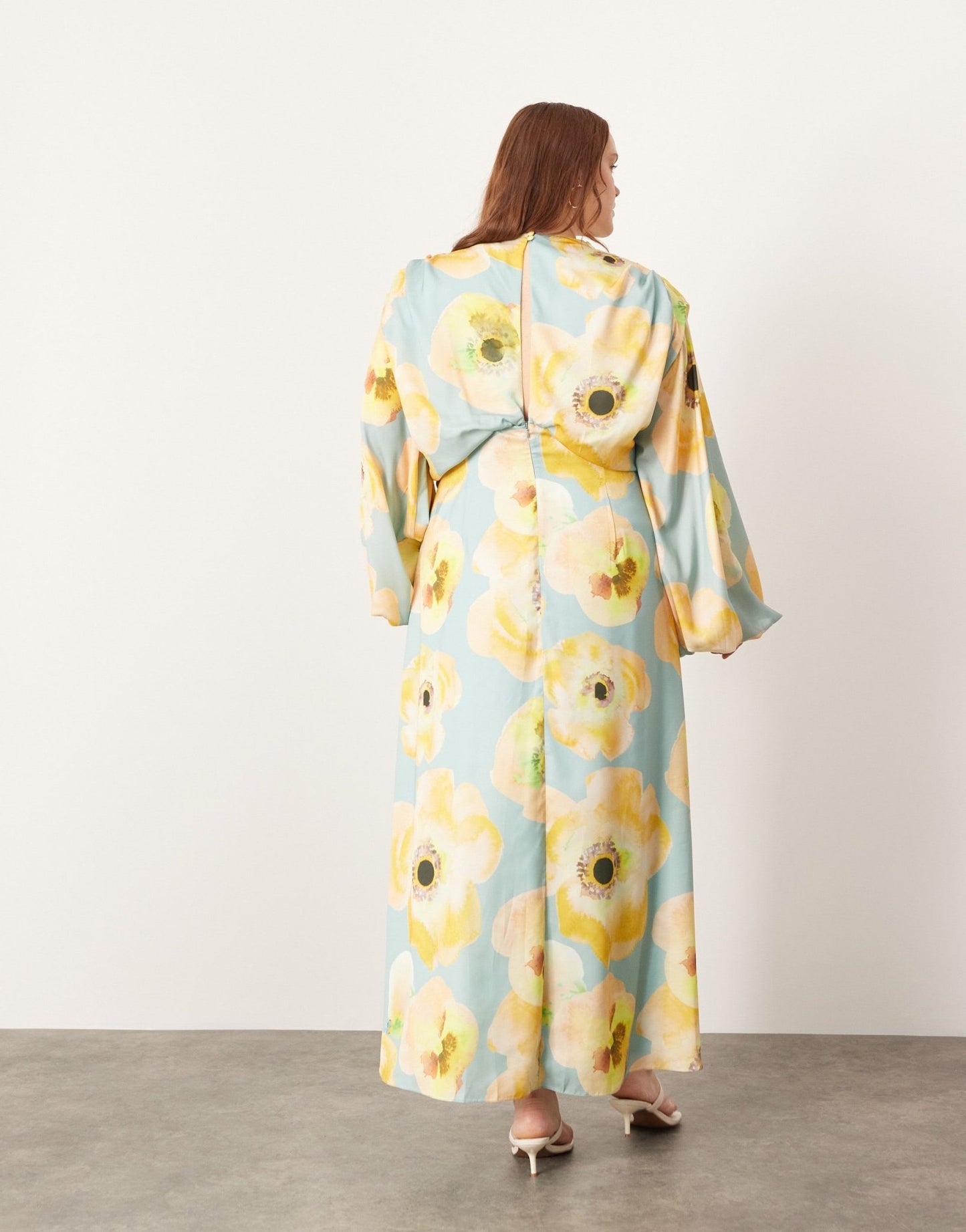 ASOS EDITION Curve satin volume blouson sleeve satin midi dress in large floral print - ASOS Sample Sale EU Store