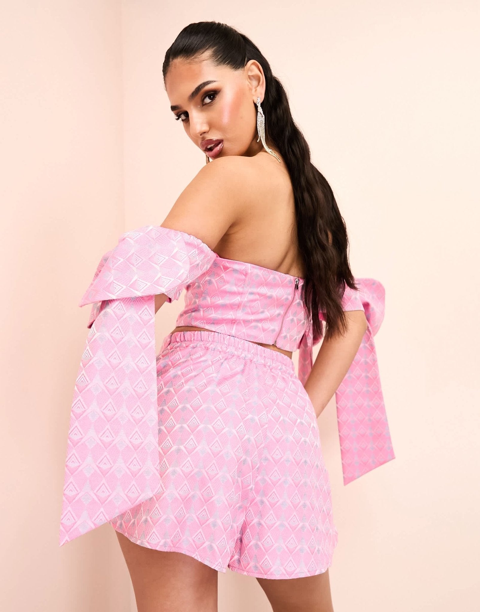 ASOS LUXE jacquard co - ord flippy tiered shorts in pink print - ASOS Sample Sale EU Store