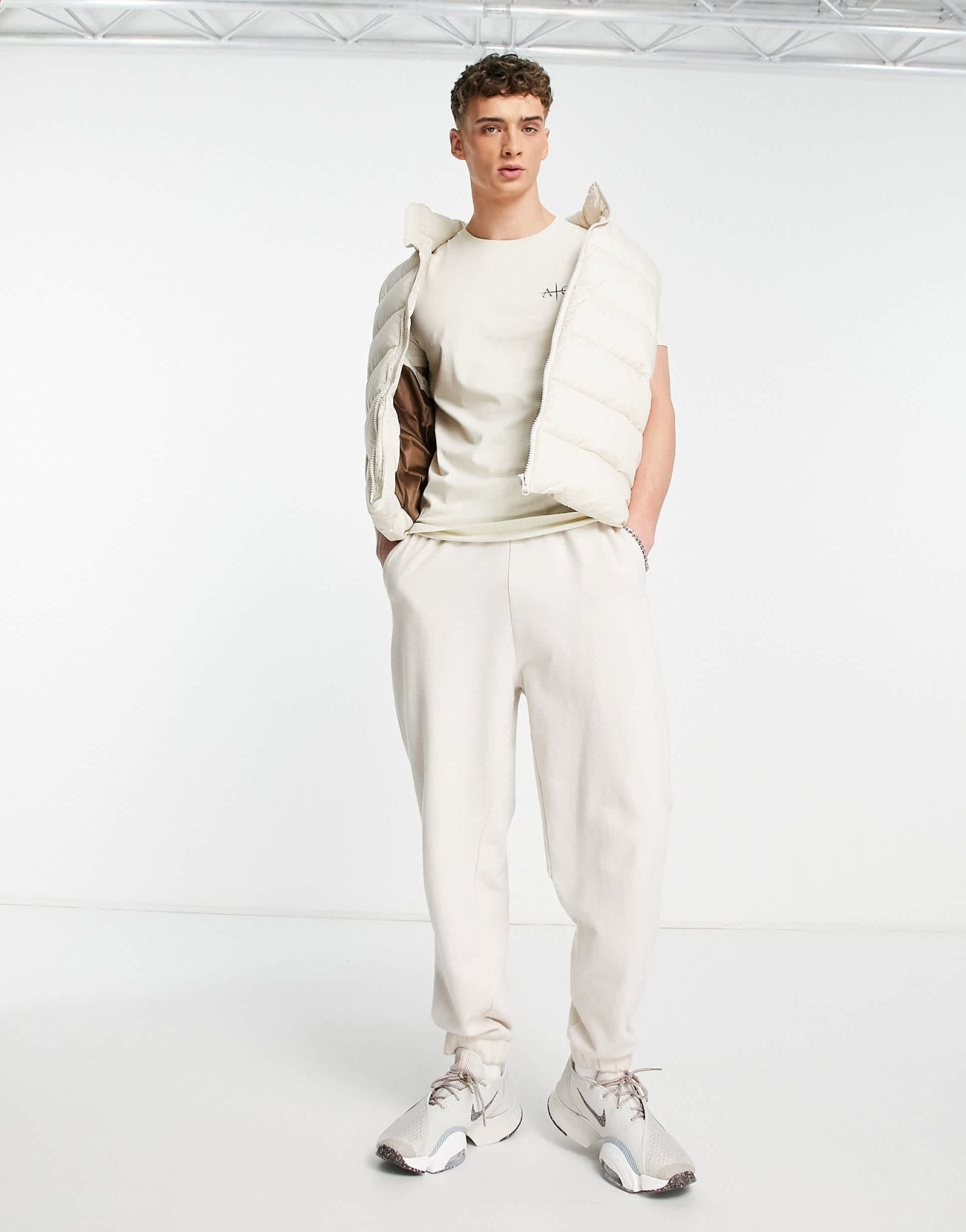Avant Garde back print t-shirt in ecru - ASOS Sample Sale EU Store