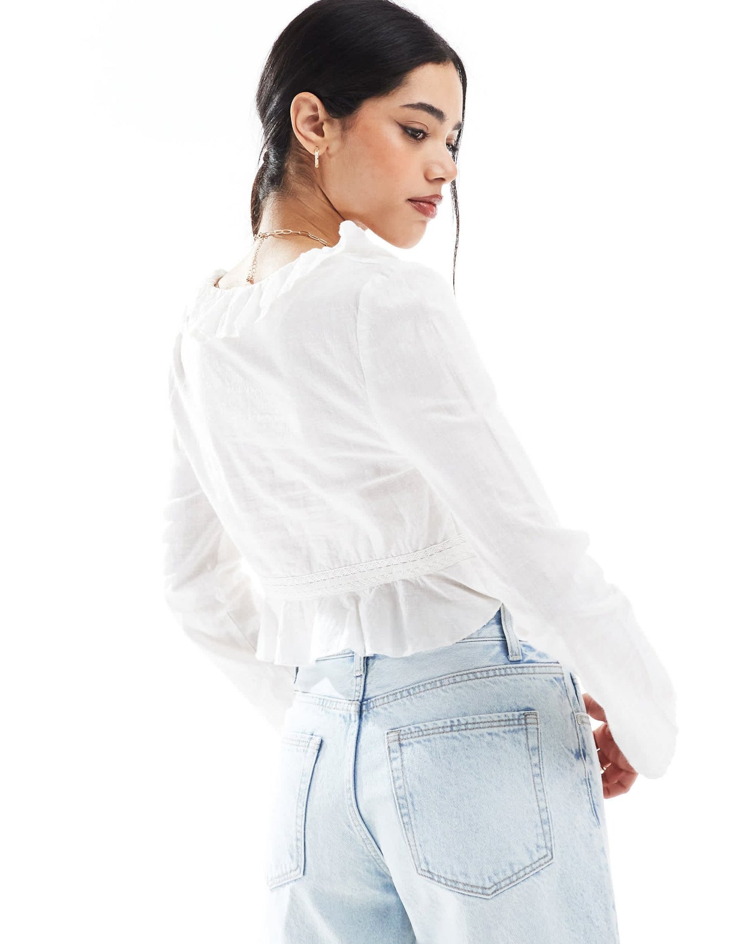 Bershka ruffle detail top in white - ASOS Sample Sale EU Store