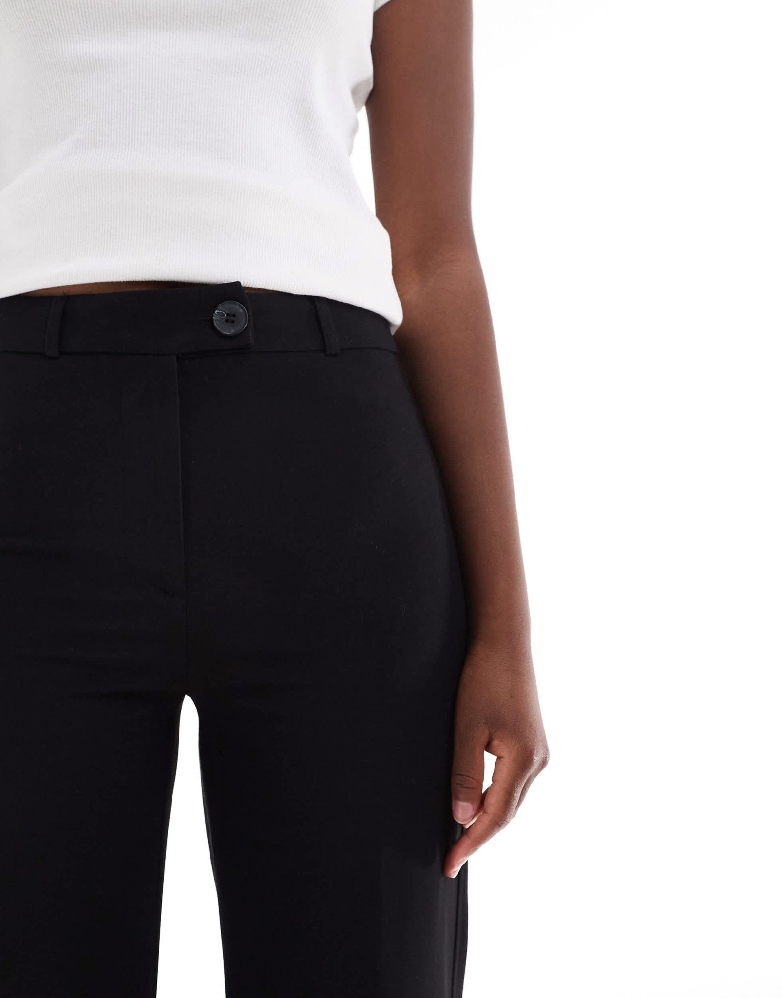 Bershka wide leg tailored trousers in black - ASOS Sample Sale EU Store