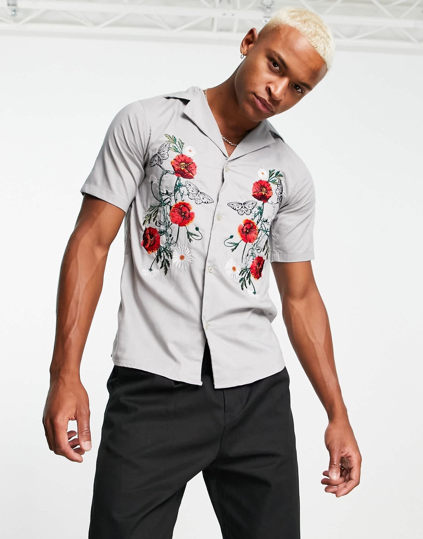 Bolongaro Trevor shirt with rose embroidery in stone - ASOS Sample Sale EU Store