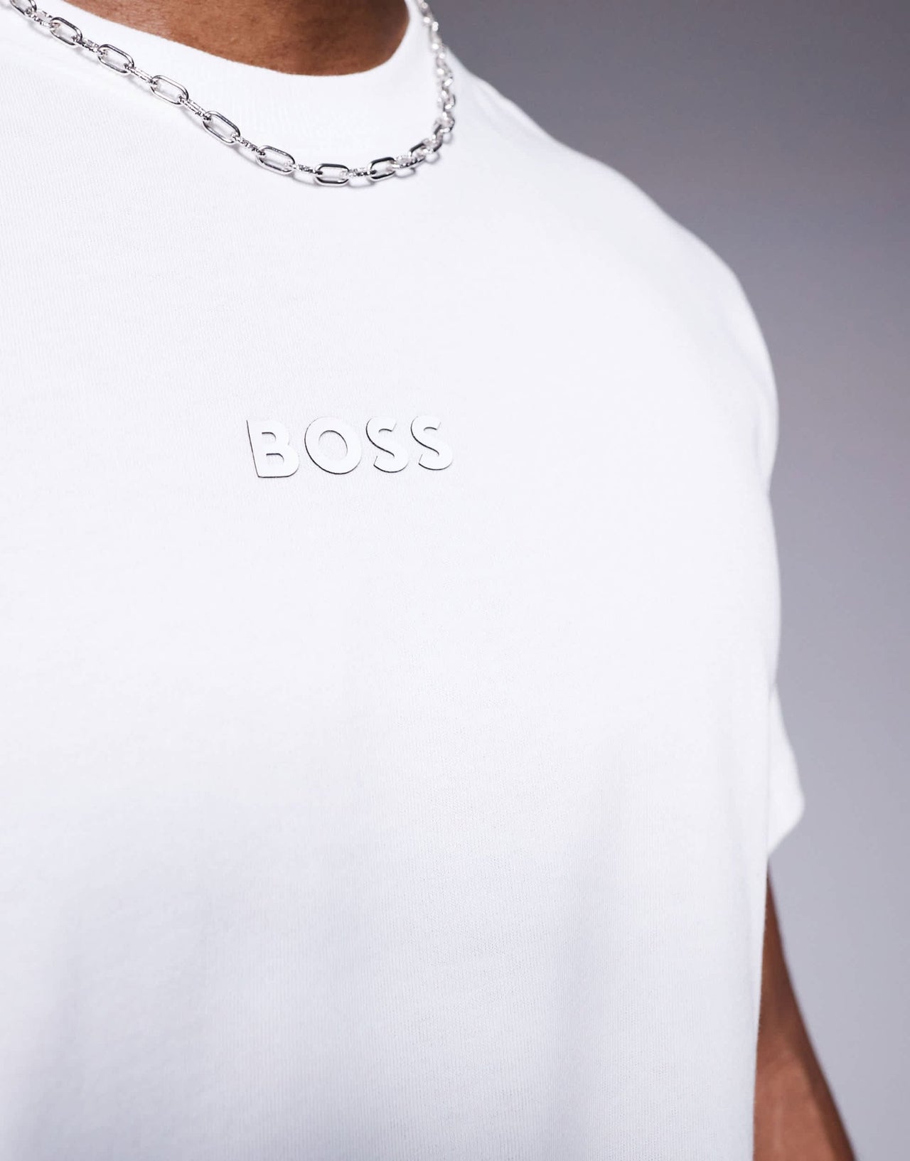 BOSS Green 10 central logo t-shirt oversized fit in white - ASOS Sample Sale EU Store