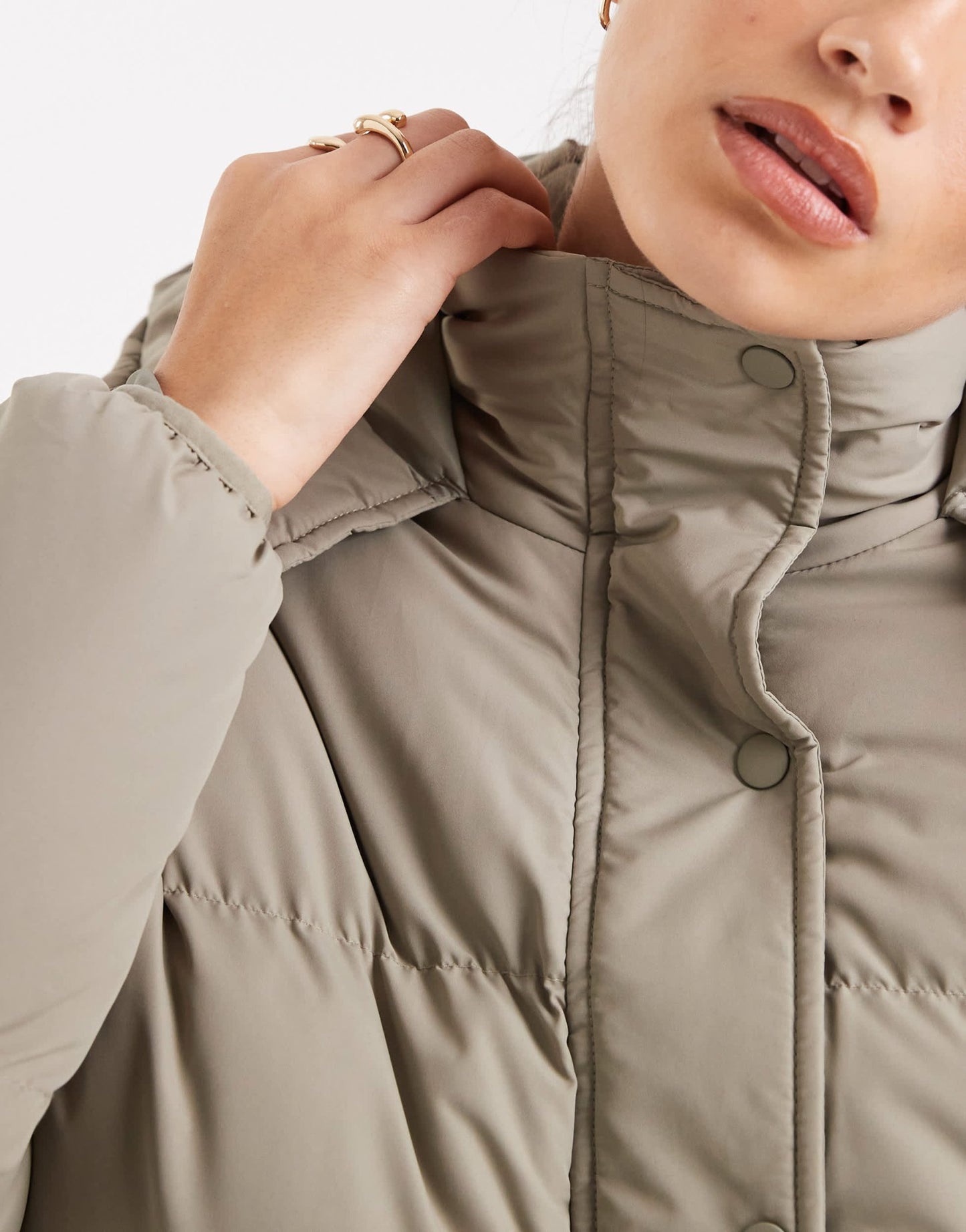 Brave Soul hooded cropped puffer jacket in sage green - ASOS Sample Sale EU Store