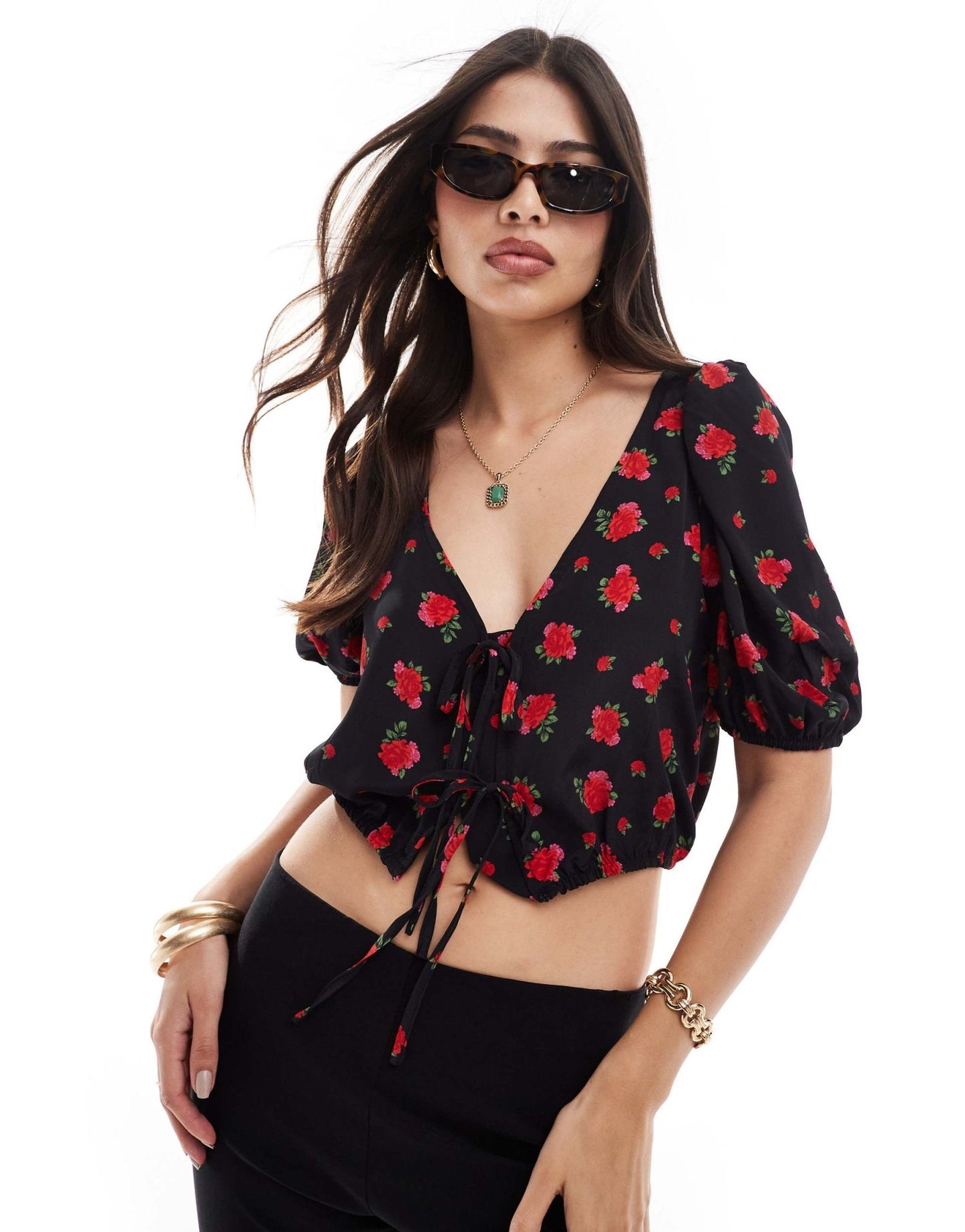 Brave Soul puff sleeve floral printed crop top with tie front detail in black - ASOS Sample Sale EU Store