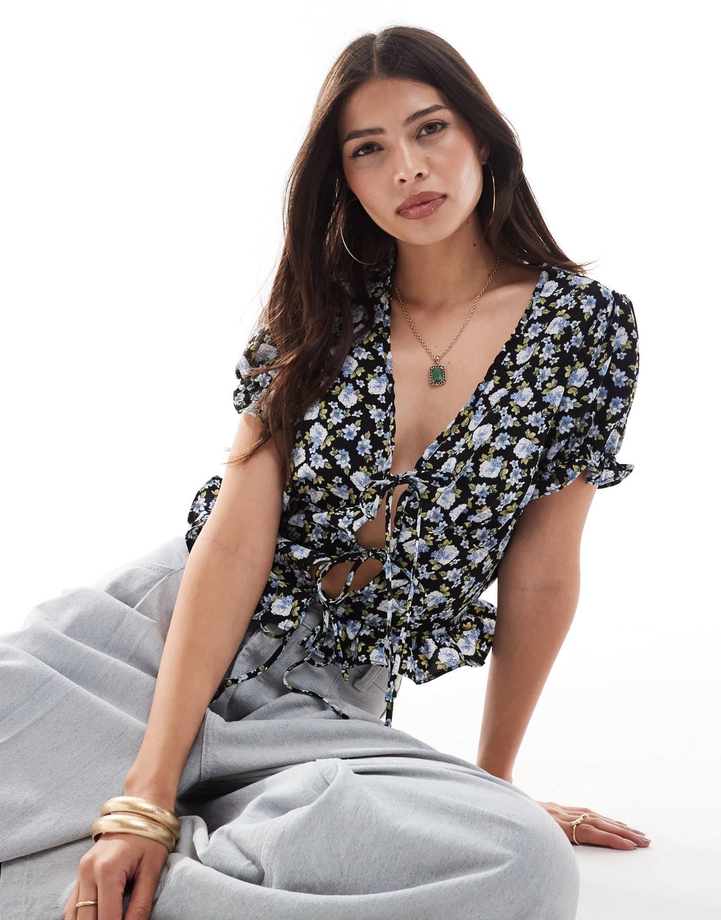 Brave Soul puff sleeve tie front floral top in black - ASOS Sample Sale EU Store
