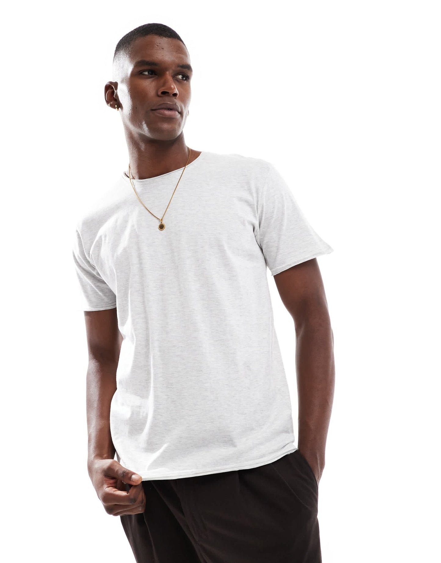 Brave Soul short sleeve t-shirt with raw hem in ecru - ASOS Sample Sale EU Store
