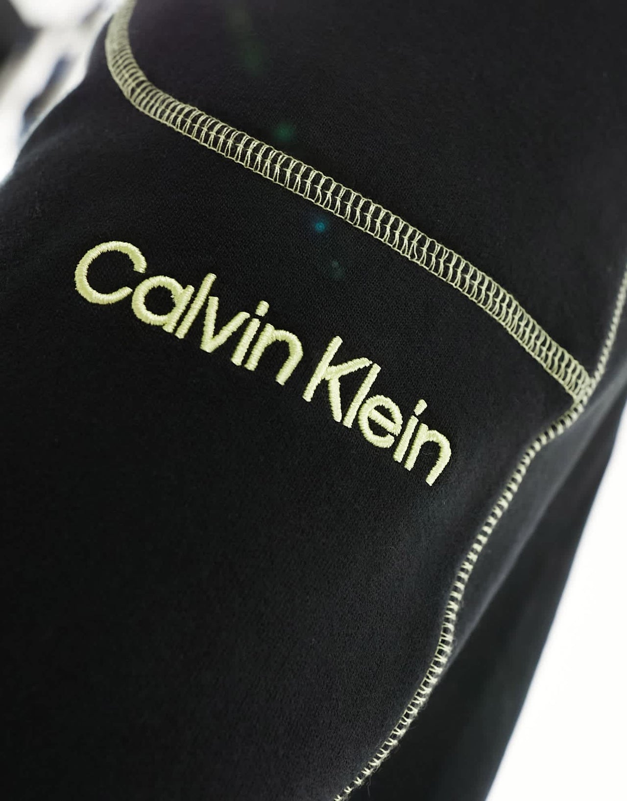 Calvin Klein future shift jogger in black - ASOS Sample Sale EU Store