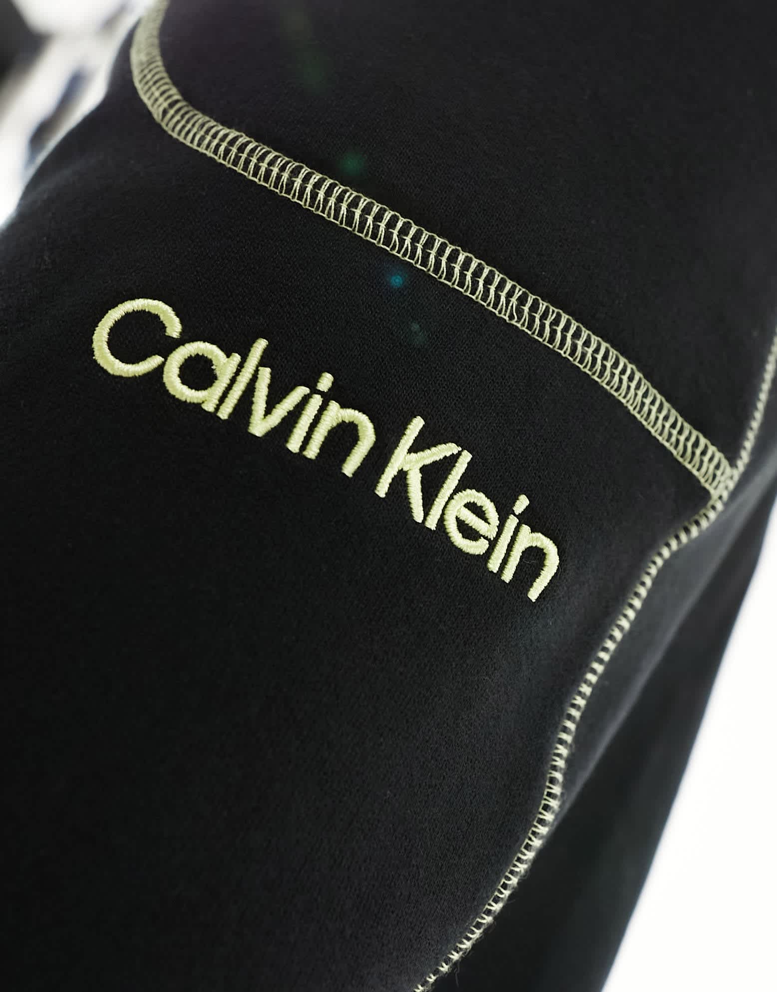 Calvin Klein future shift jogger in black - ASOS Sample Sale EU Store