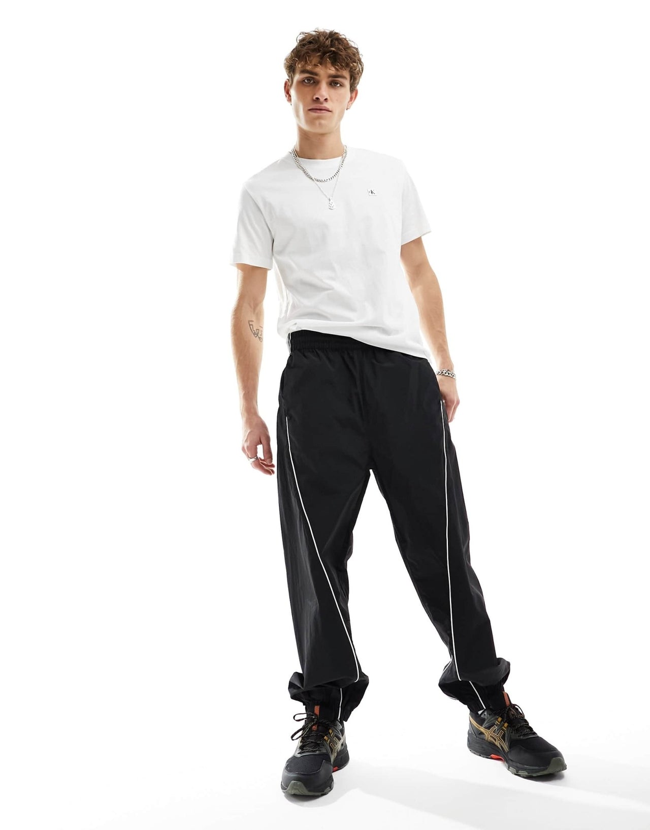 Calvin Klein Jeans embroidery badge t-shirt in white - ASOS Sample Sale EU Store