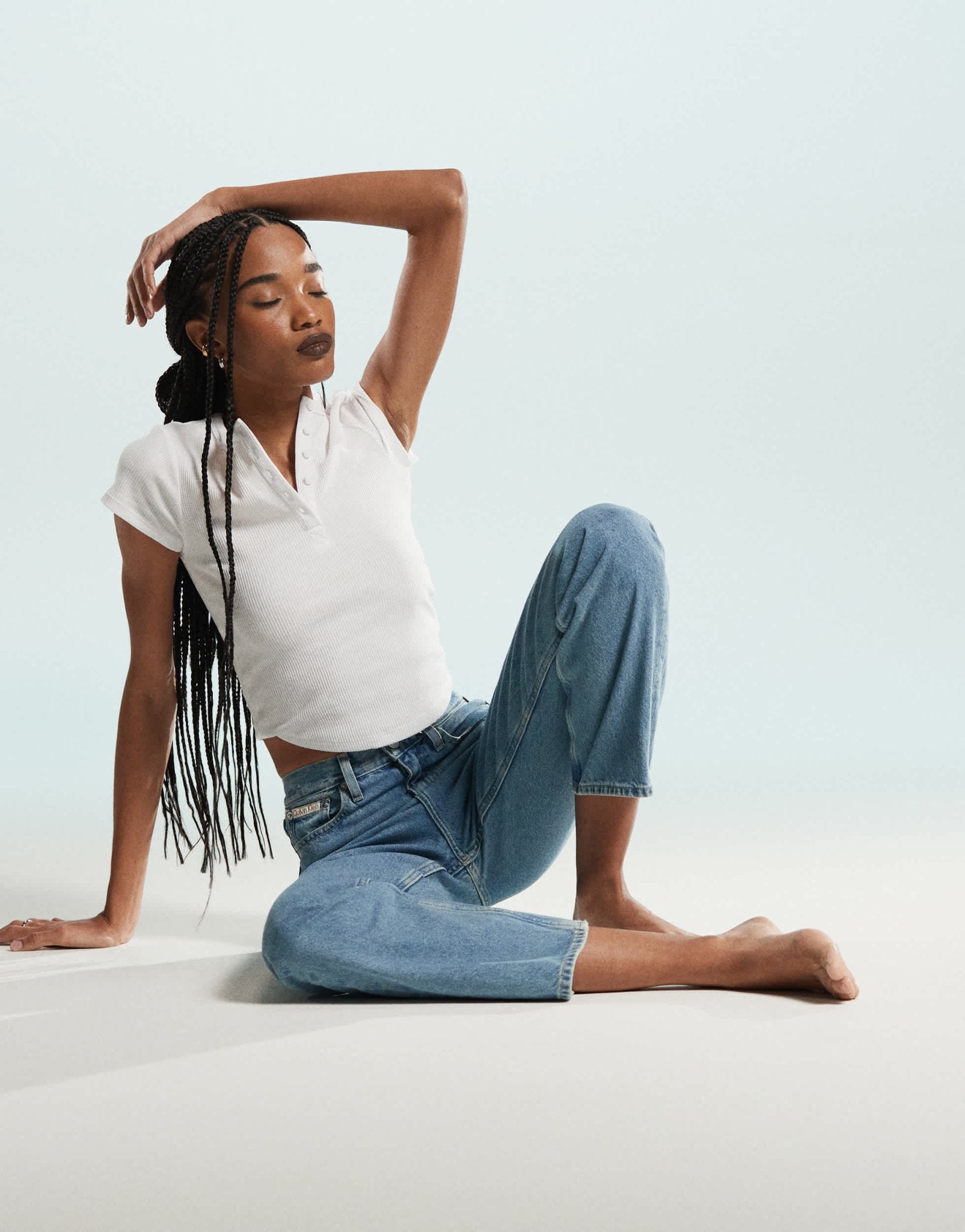 Calvin Klein Jeans high rise straight jeans in mid wash - ASOS Sample Sale EU Store