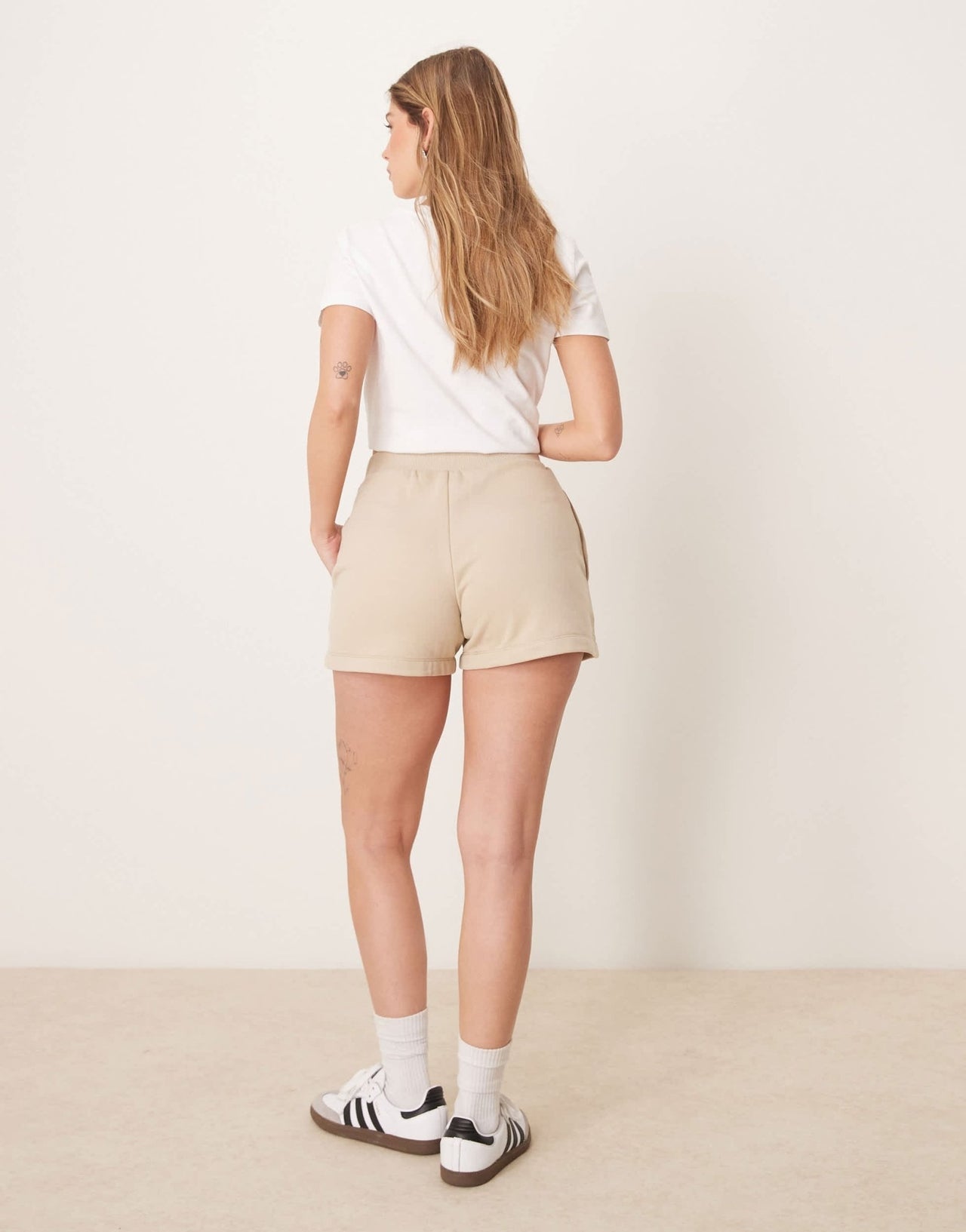 Calvin Klein Jeans institutional jersey boxer shorts in beige - ASOS Sample Sale EU Store