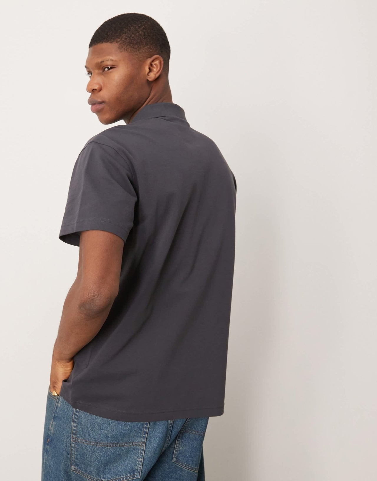 Calvin Klein Jeans label logo polo in black - ASOS Sample Sale EU Store