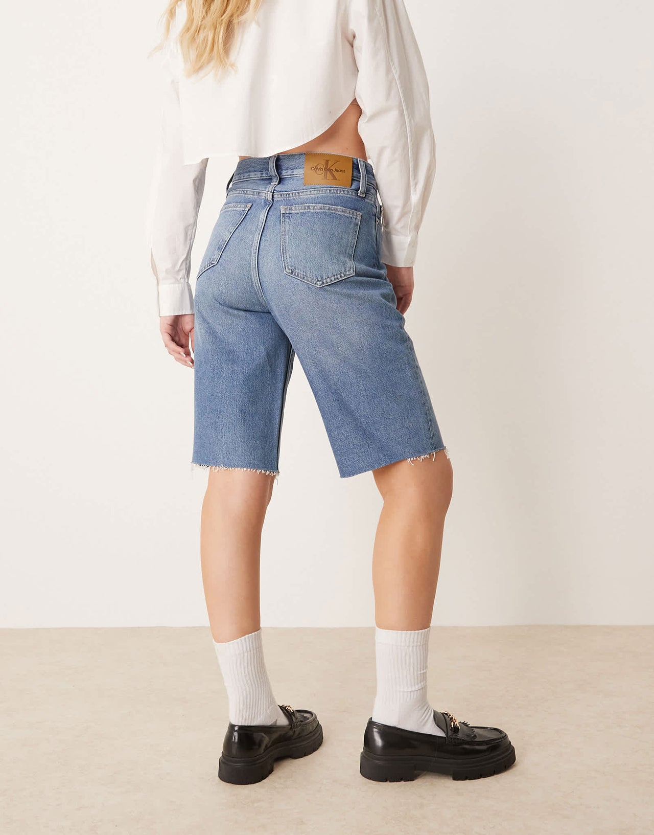 Calvin Klein Jeans longer bermuda jorts in light wash - ASOS Sample Sale EU Store