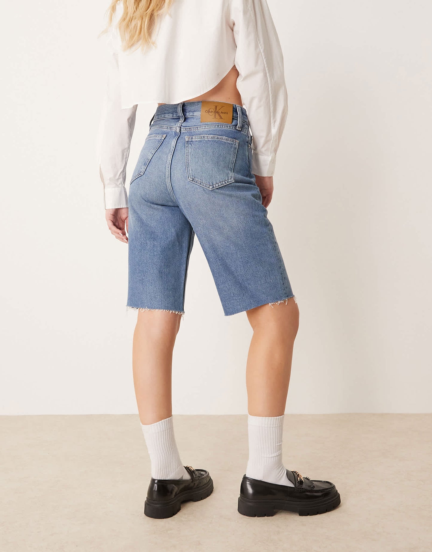 Calvin Klein Jeans longer bermuda jorts in light wash - ASOS Sample Sale EU Store