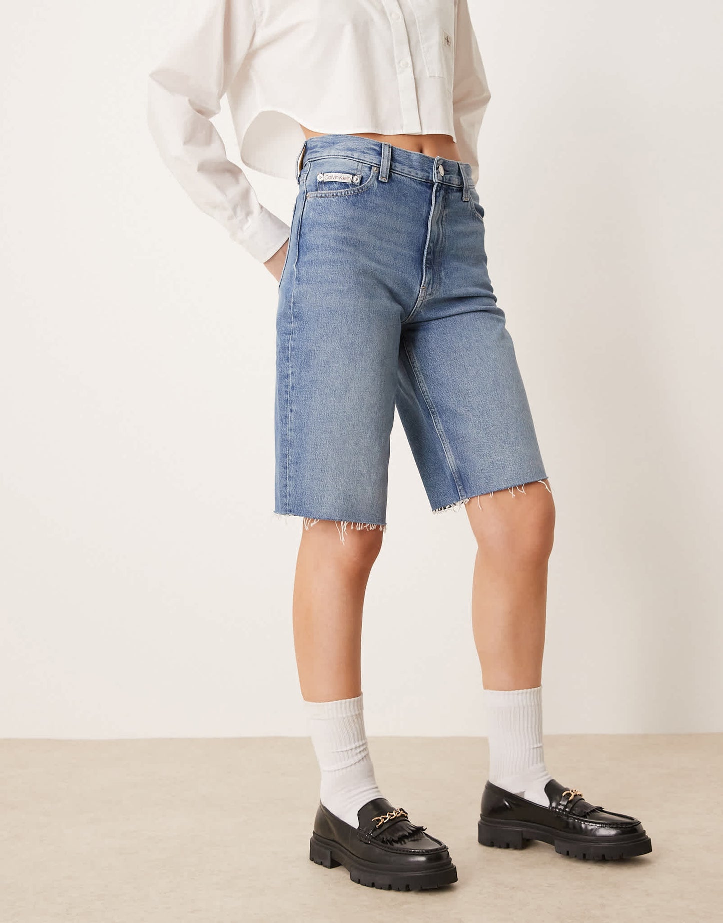 Calvin Klein Jeans longer bermuda jorts in light wash - ASOS Sample Sale EU Store