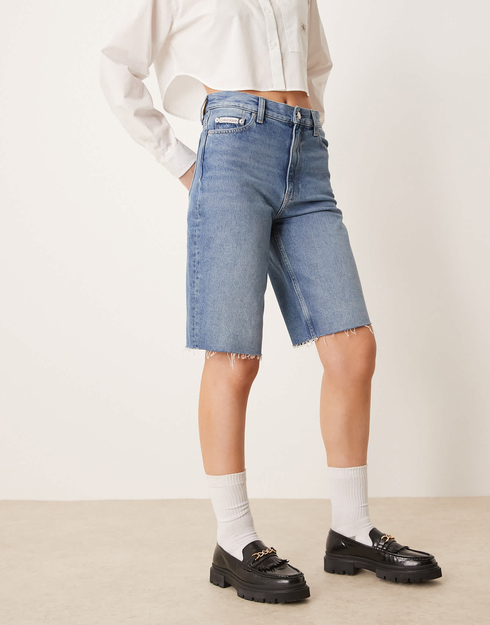 Calvin Klein Jeans longer bermuda jorts in light wash - ASOS Sample Sale EU Store