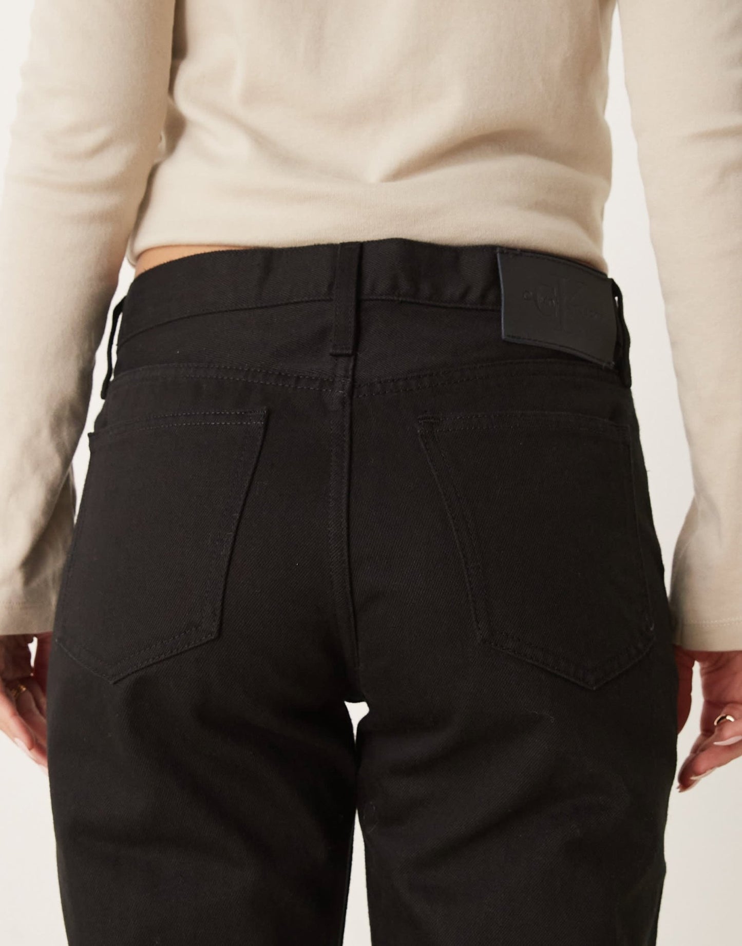 Calvin Klein Jeans low rise straight leg jeans in black - ASOS Sample Sale EU Store