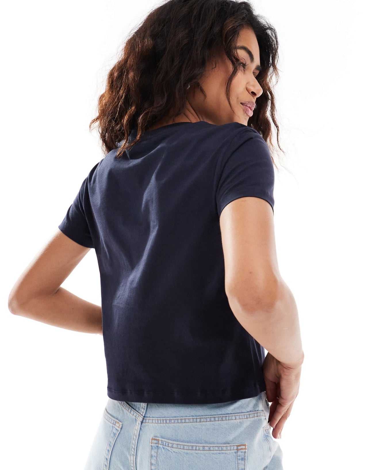 Calvin Klein Jeans monologo baby tee in dark navy - ASOS Sample Sale EU Store