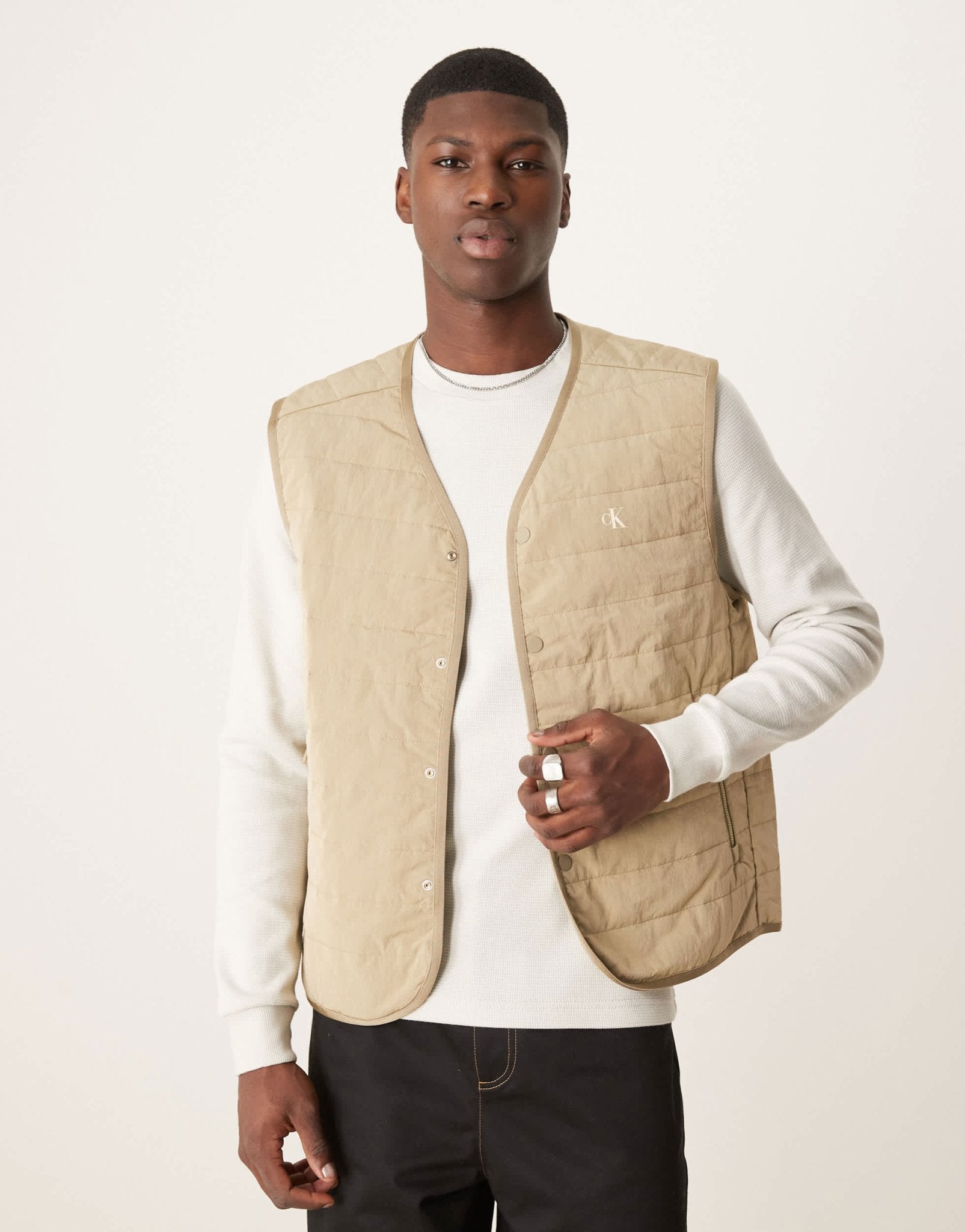 Calvin Klein Jeans quilted gilet in beige - ASOS Sample Sale EU Store