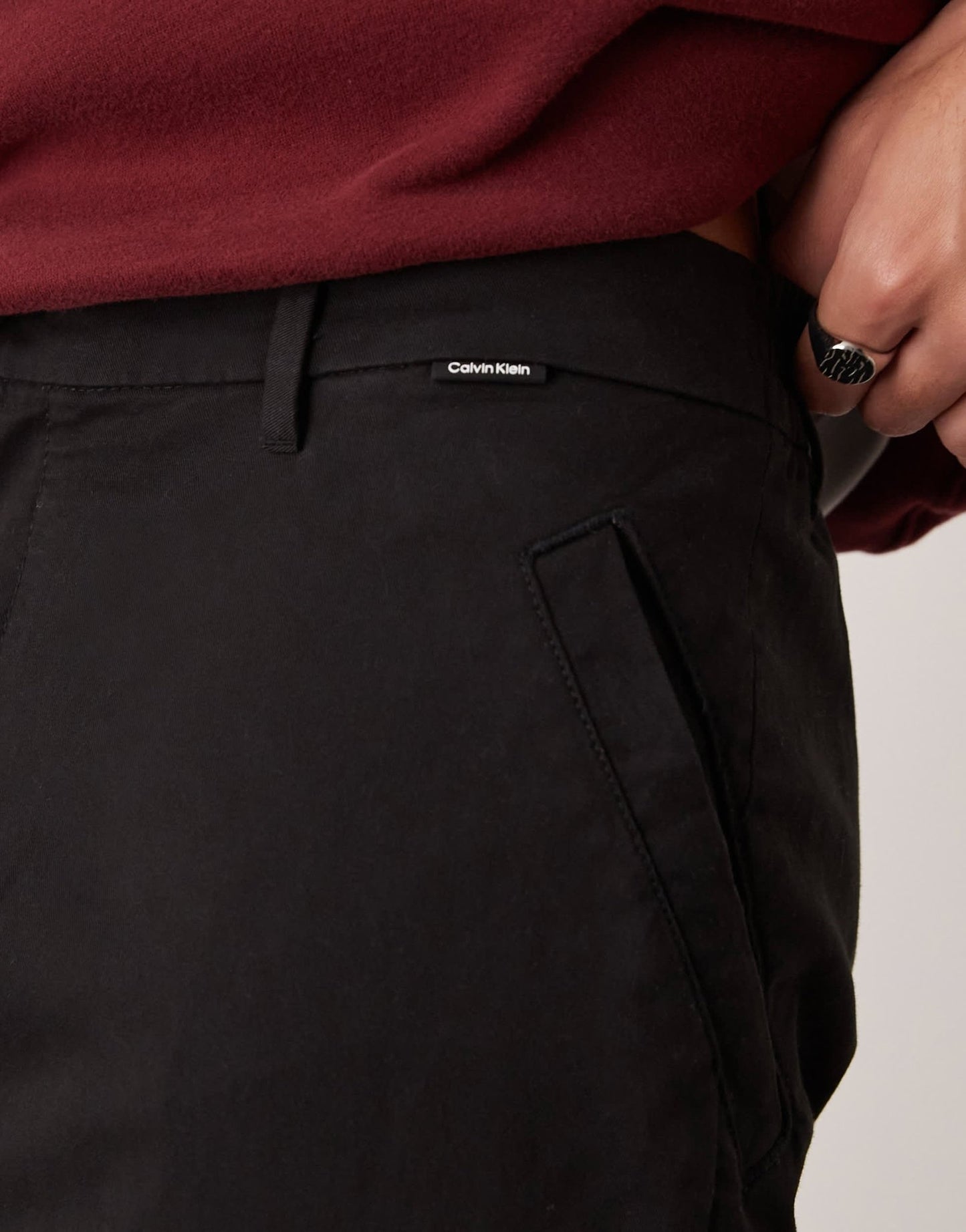 Calvin Klein modern twill tapered cargo trouser in black - ASOS Sample Sale EU Store