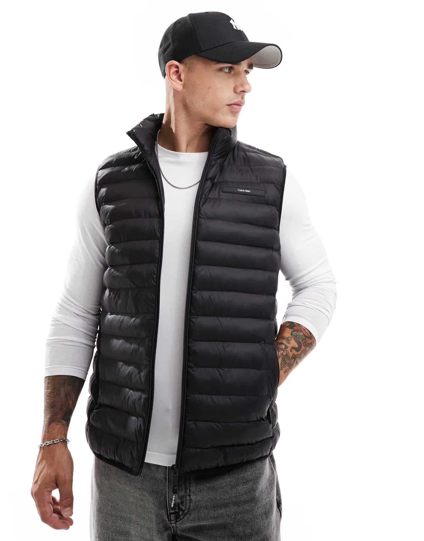 Calvin Klein quilt gilet in black - ASOS Sample Sale EU Store