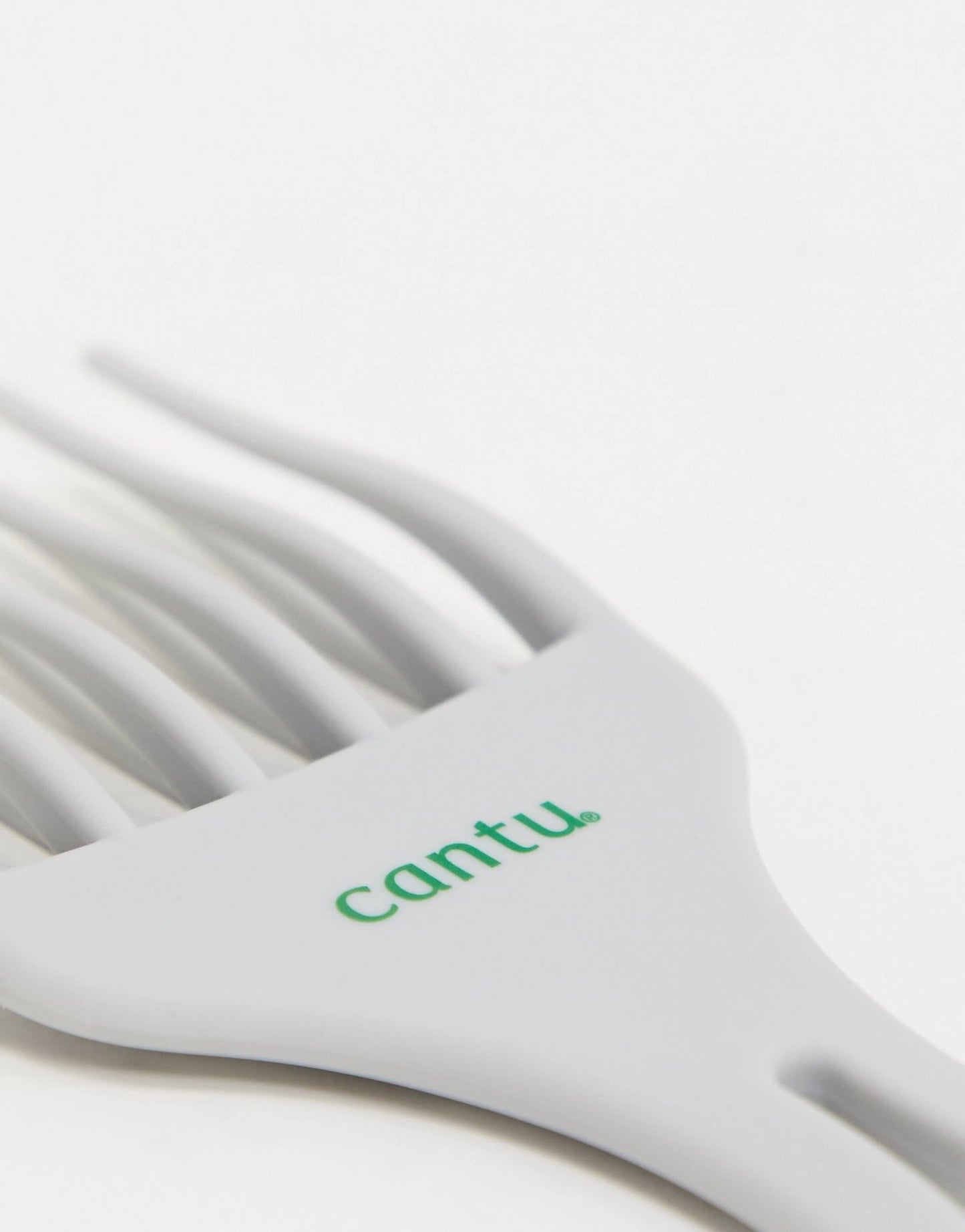 Cantu Sturdy Double Hair Lift Pick - ASOS Sample Sale EU Store