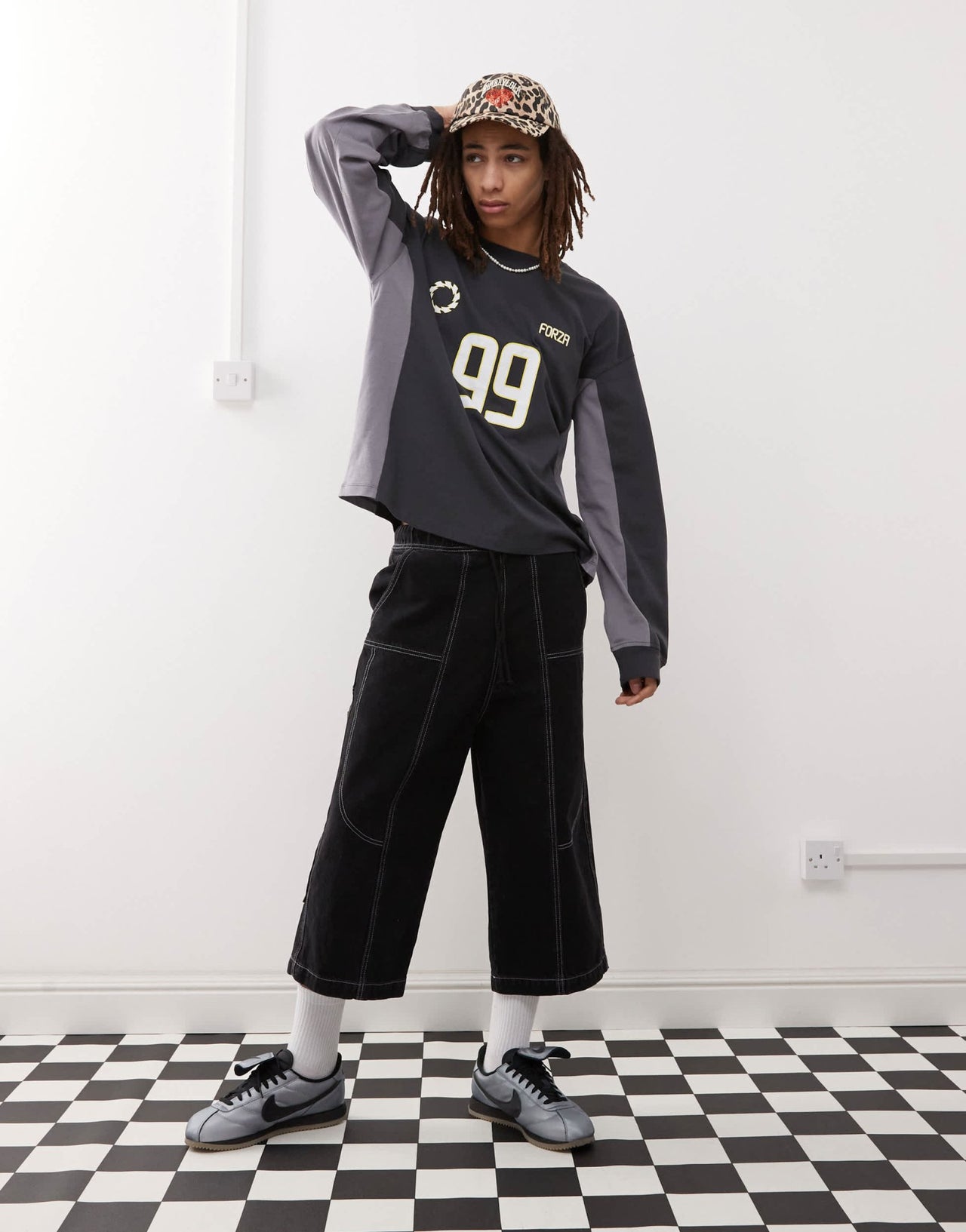 COLLUSION Long sleeve football t-shirt in black - ASOS Sample Sale EU Store