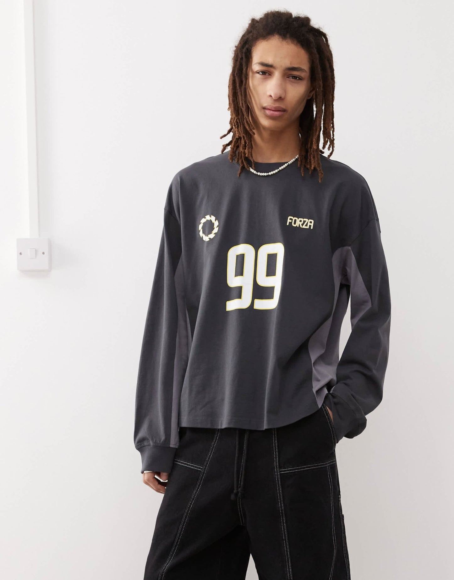 COLLUSION Long sleeve football t-shirt in black - ASOS Sample Sale EU Store
