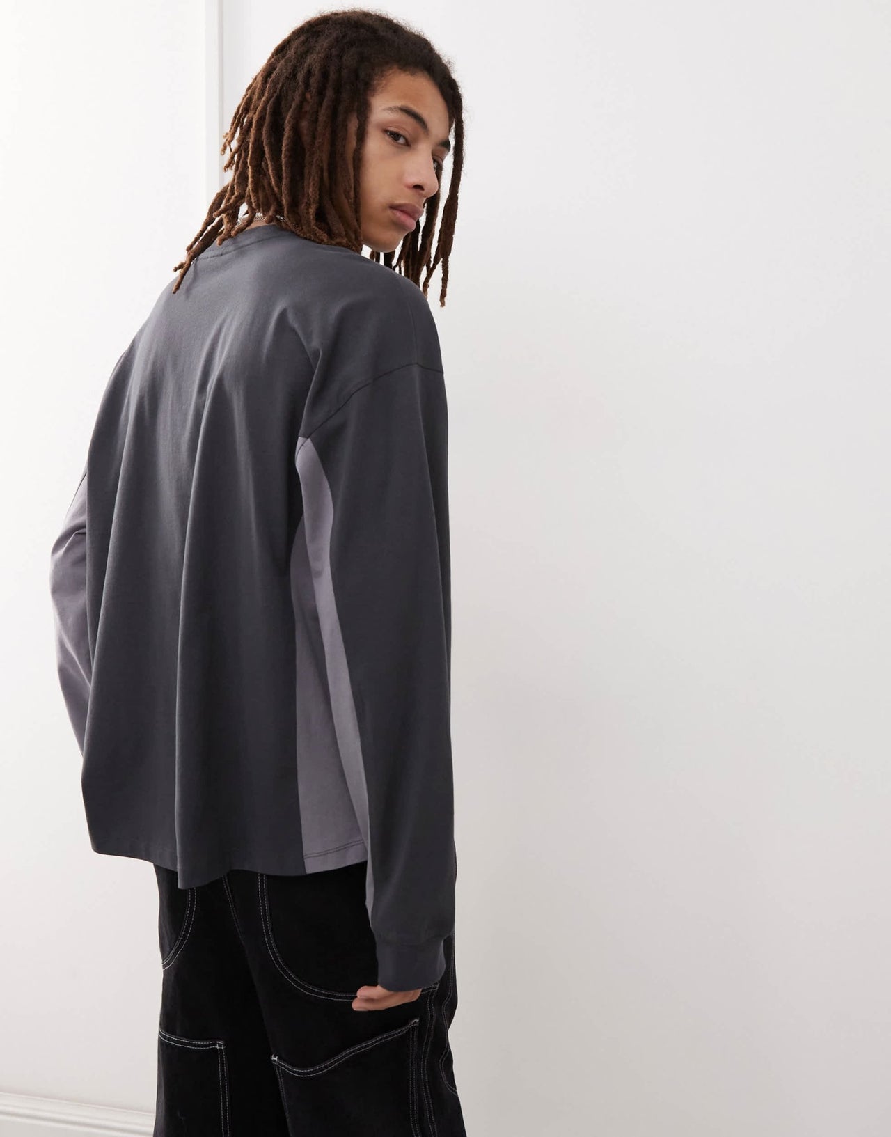 COLLUSION Long sleeve football t-shirt in black - ASOS Sample Sale EU Store