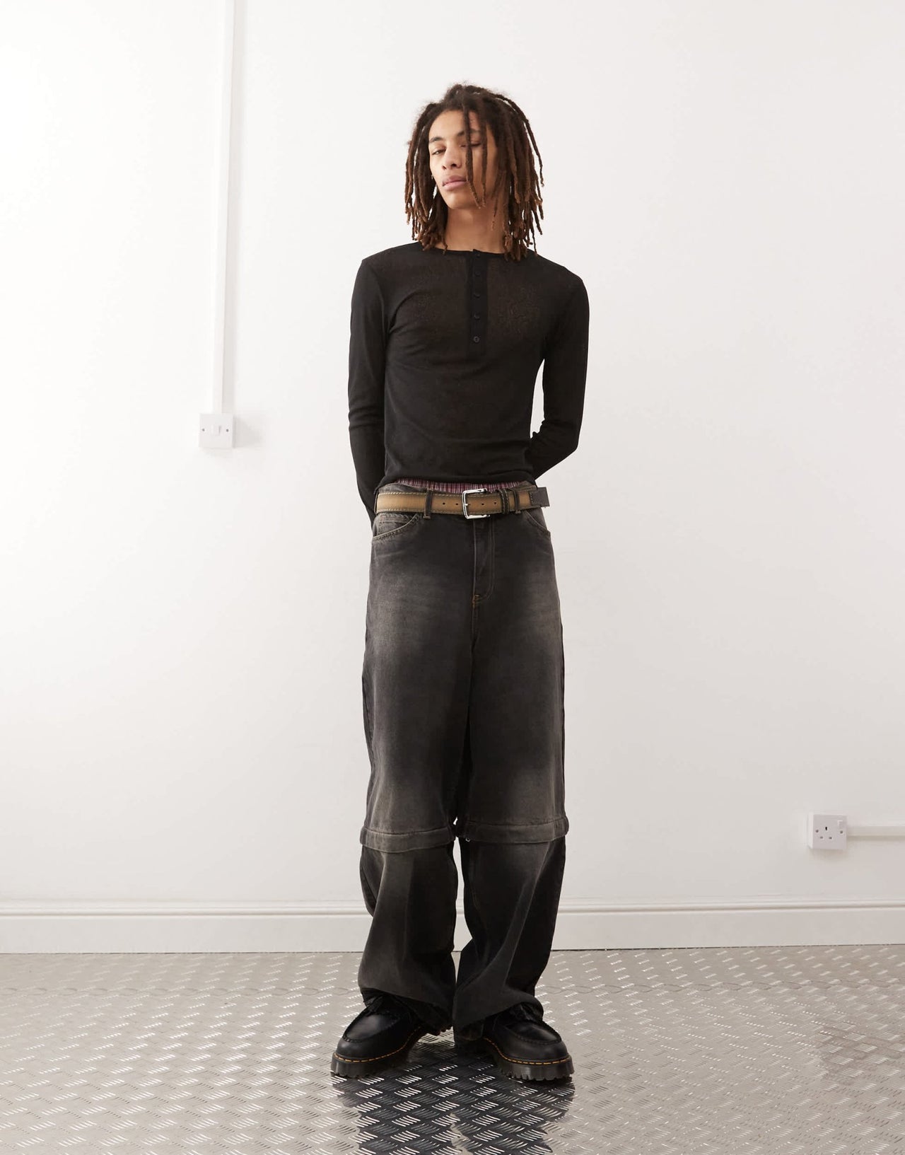 COLLUSION long sleeve henley top in tissue mesh black - ASOS Sample Sale EU Store