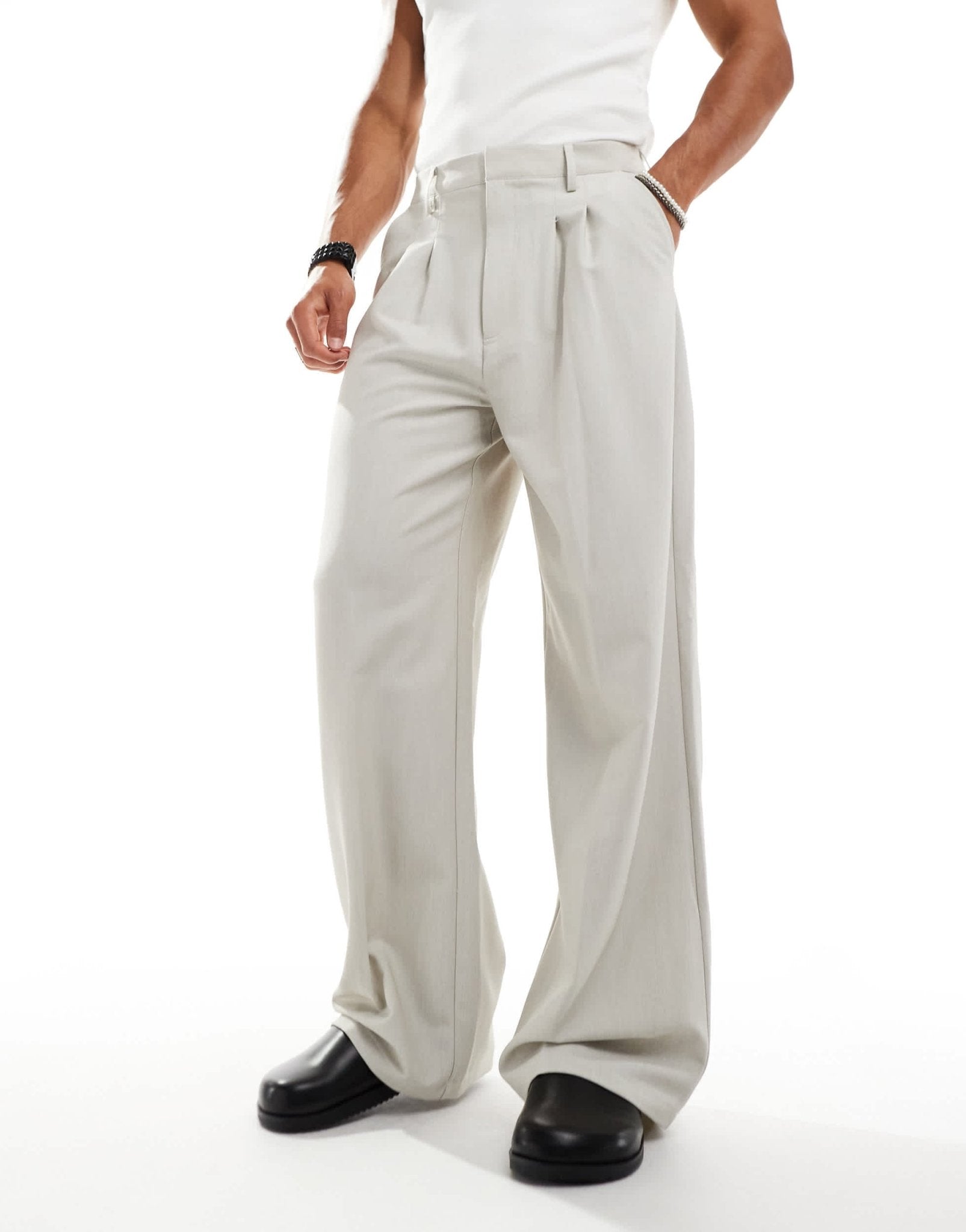 COLLUSION relaxed wide leg tailored trousers in stone - ASOS Sample Sale EU Store