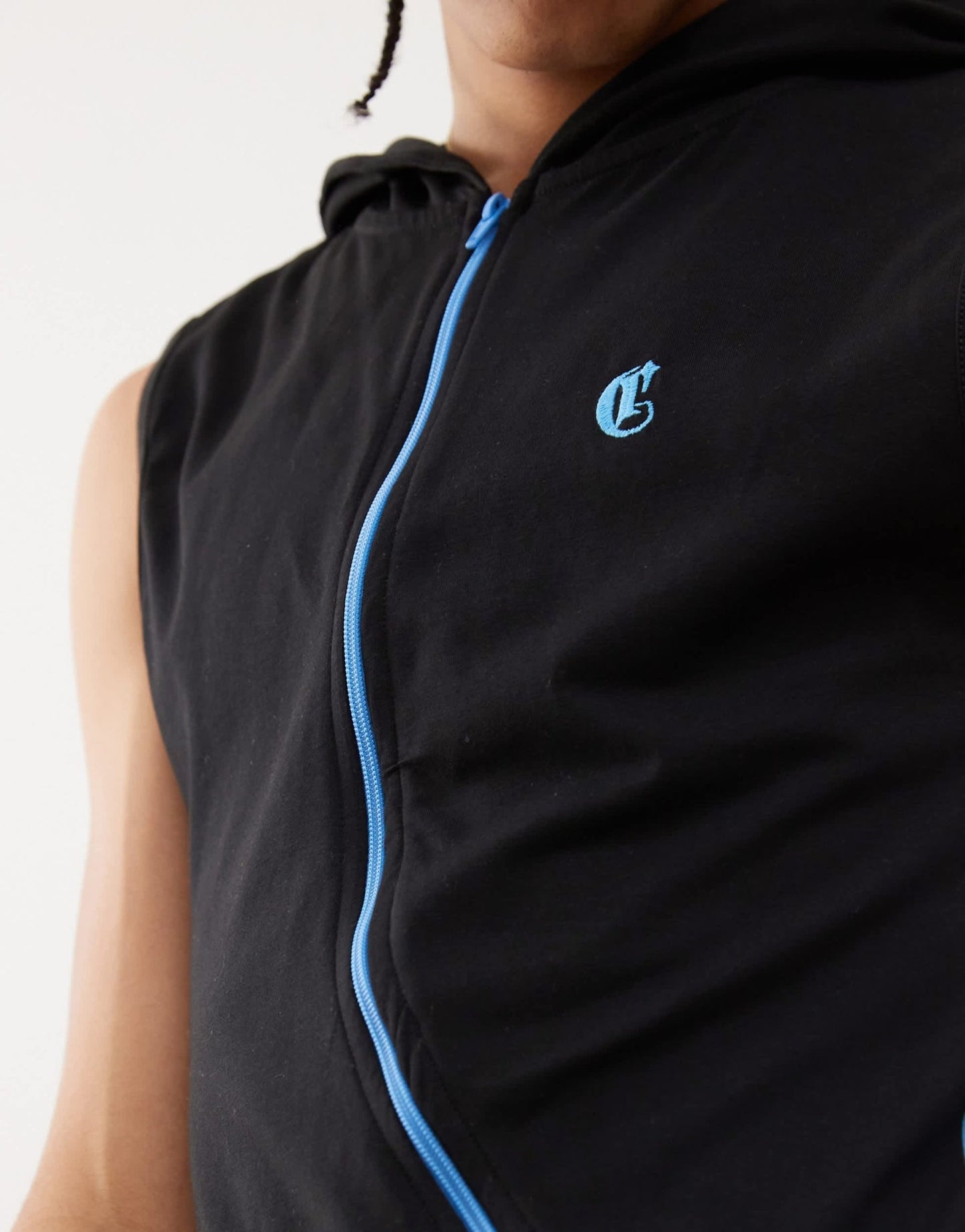 COLLUSION sleeveless jersey vest with hood and curved zip in navy - ASOS Sample Sale EU Store