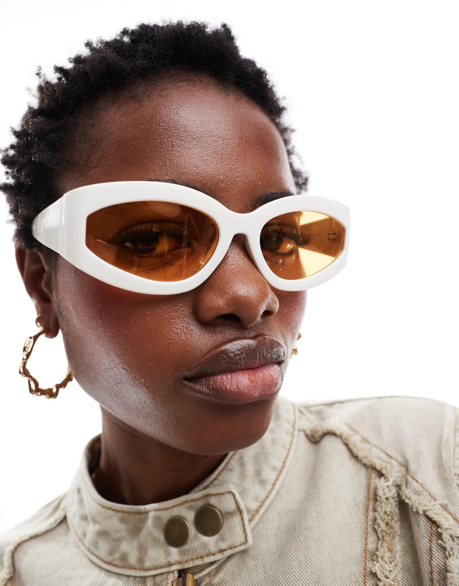 COLLUSION sunglasses with white frame and yellow lens - ASOS Sample Sale EU Store