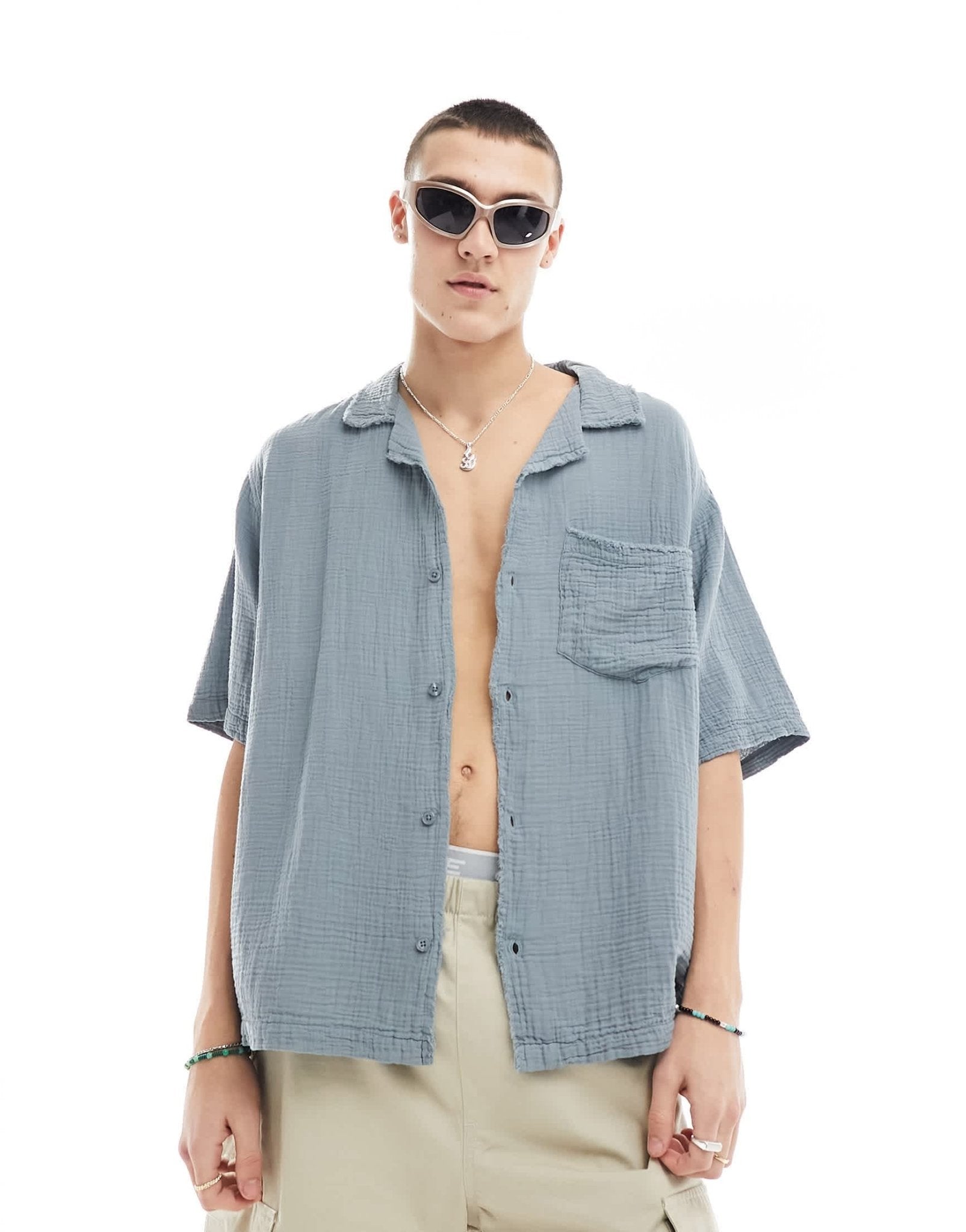 COLLUSION textured oversized revere short sleeve shirt with raw seam detail in slate blue - ASOS Sample Sale EU Store