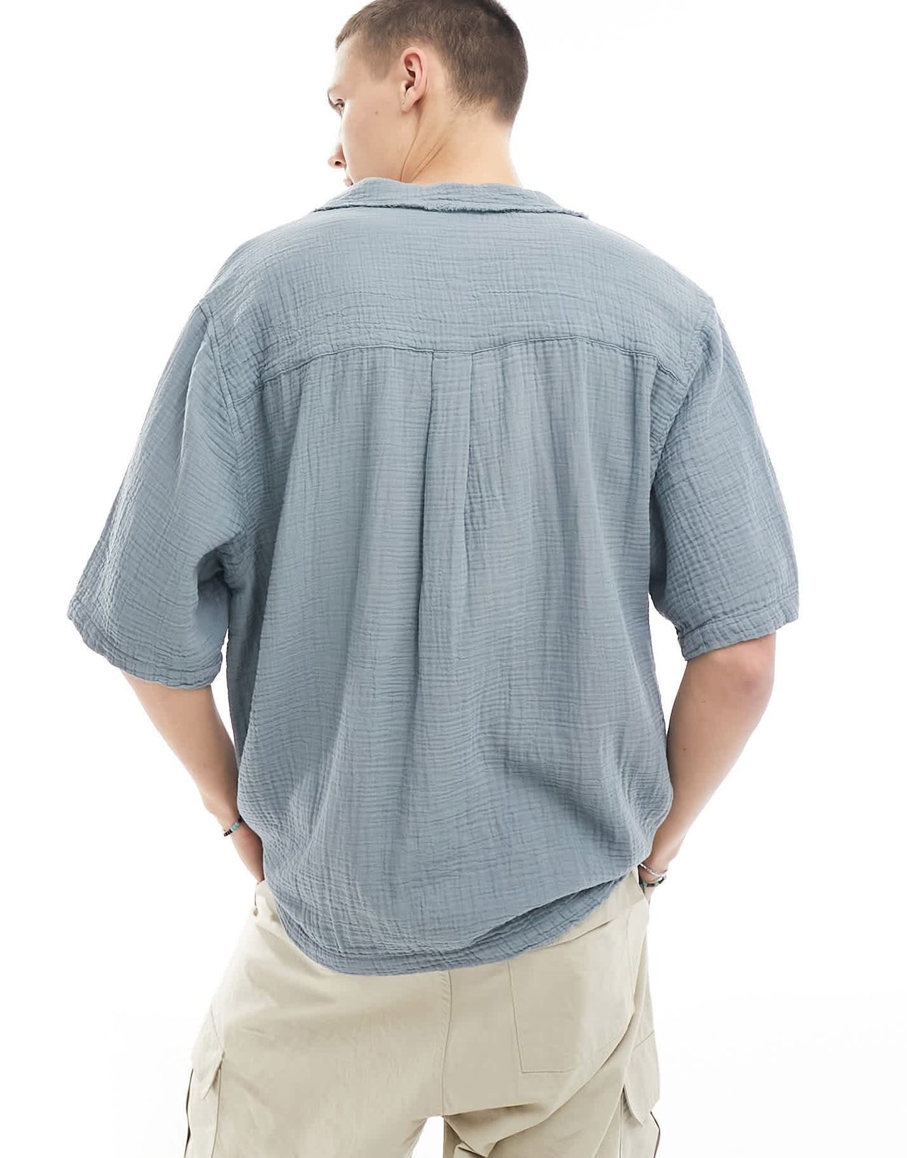 COLLUSION textured oversized revere short sleeve shirt with raw seam detail in slate blue - ASOS Sample Sale EU Store