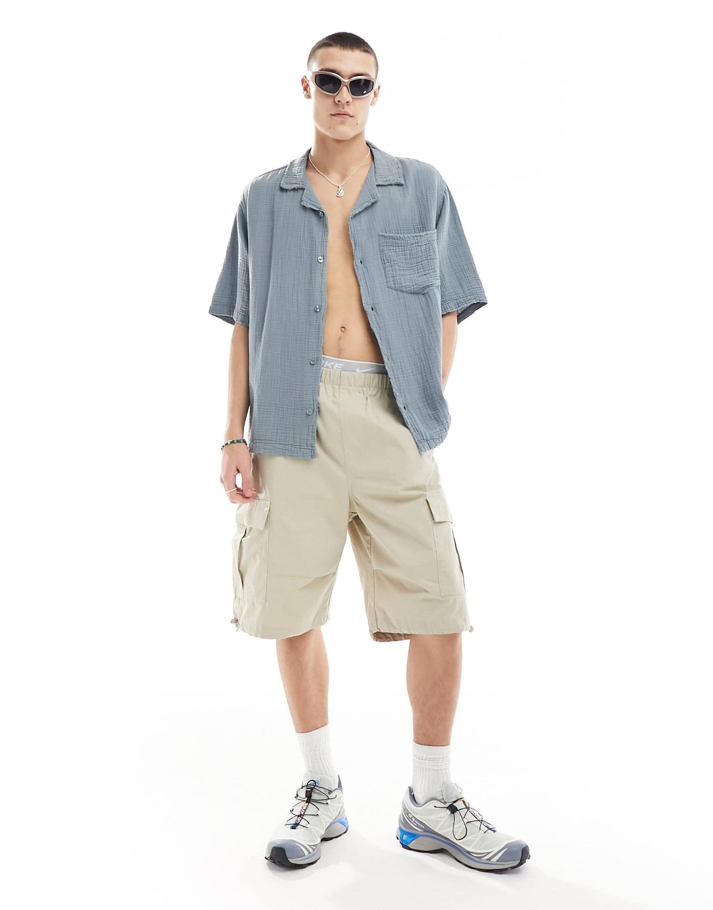 COLLUSION textured oversized revere short sleeve shirt with raw seam detail in slate blue - ASOS Sample Sale EU Store
