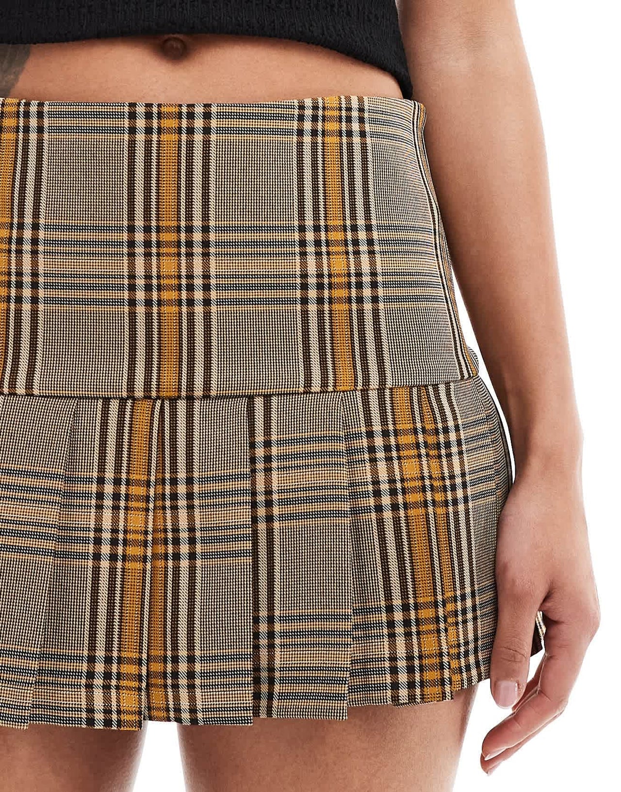 COLLUSION ultimate tailored pleated mini skort in brown heritage check - ASOS Sample Sale EU Store