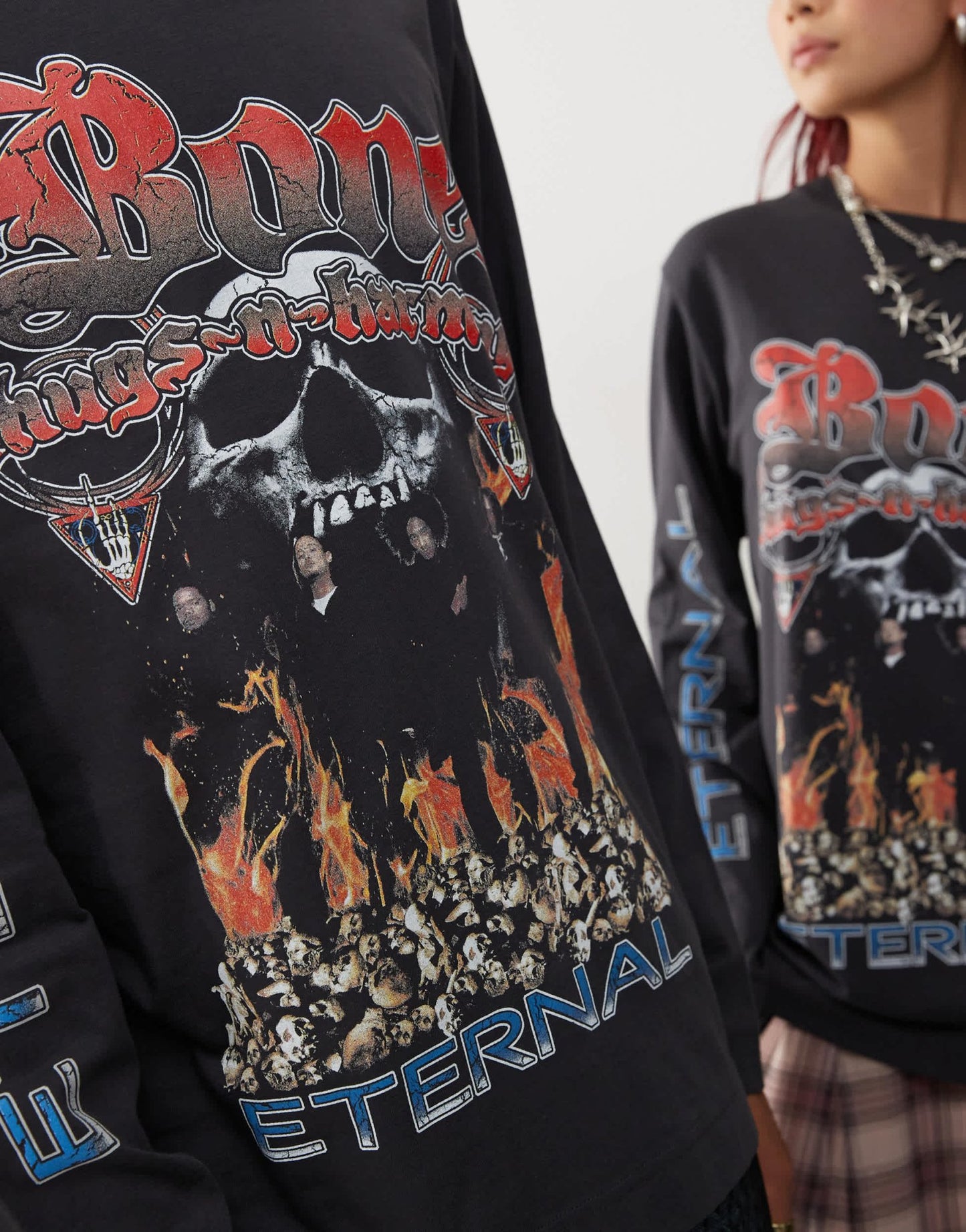 COLLUSION Unisex Licensed Bone Thugs n Harmony long sleeve graphic t-shirt in washed black - ASOS Sample Sale EU Store