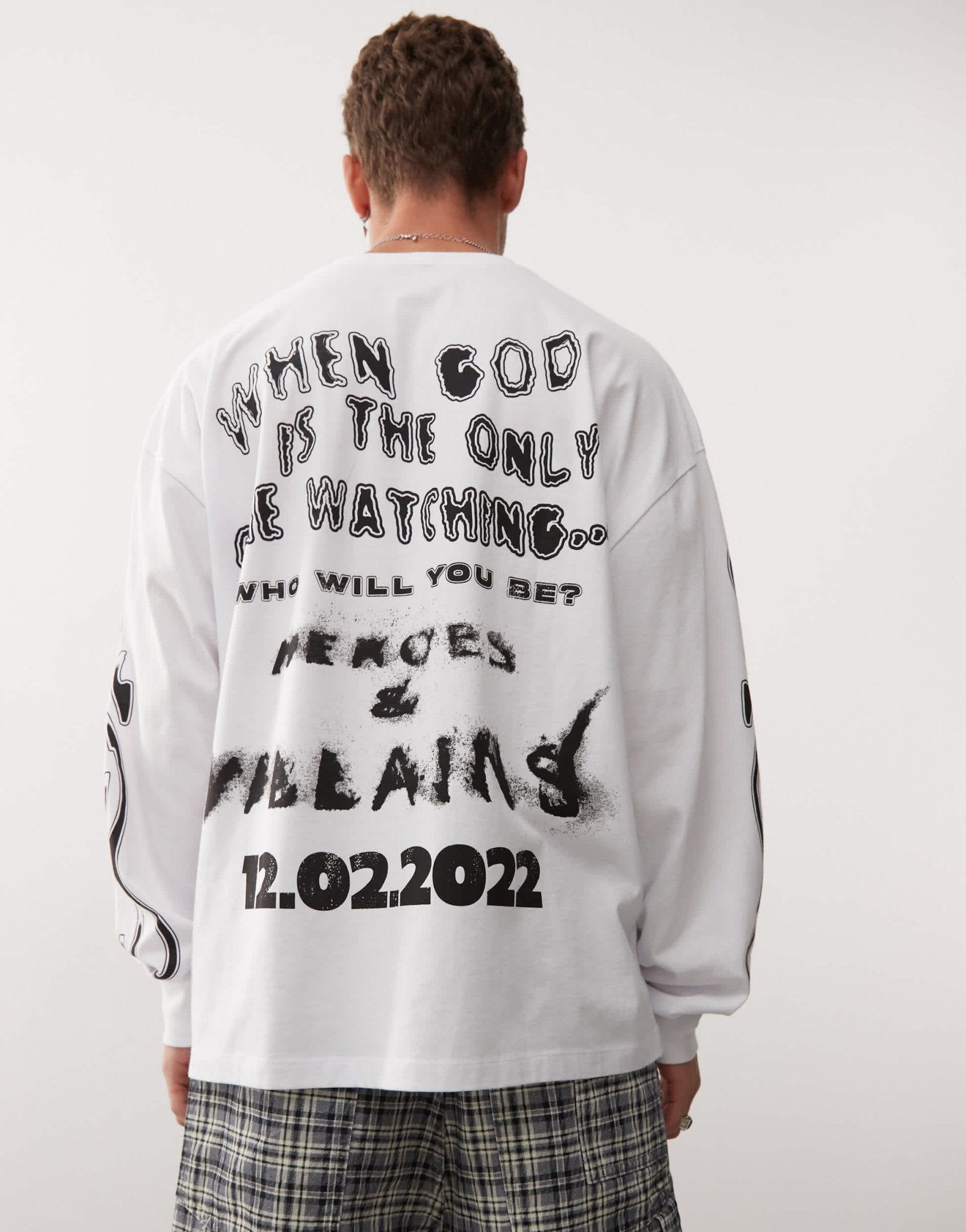 COLLUSION Unisex licensed long sleeve oversized 'Metro Boomin' graphic t-shirt in white - ASOS Sample Sale EU Store