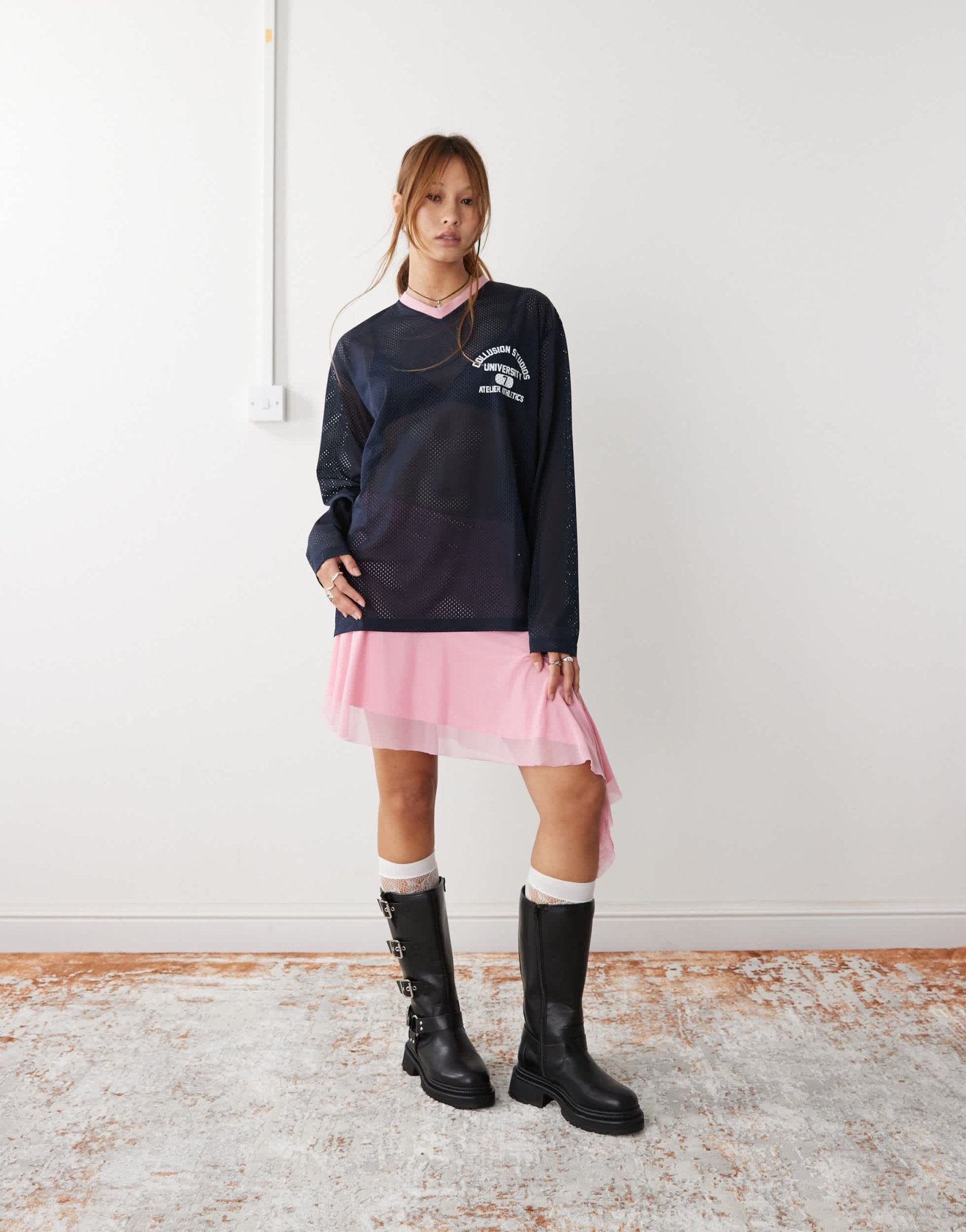 COLLUSION v neck airtex sports tee - ASOS Sample Sale EU Store