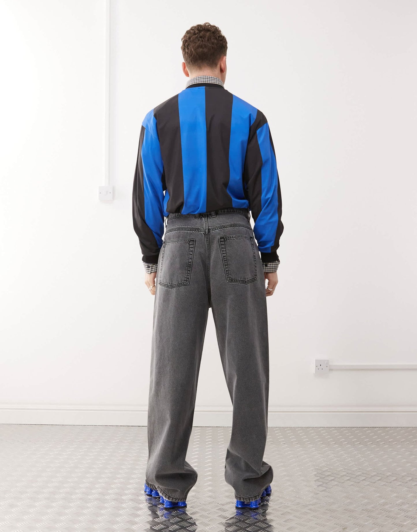 COLLUSION X001 antifit jeans in grey - ASOS Sample Sale EU Store