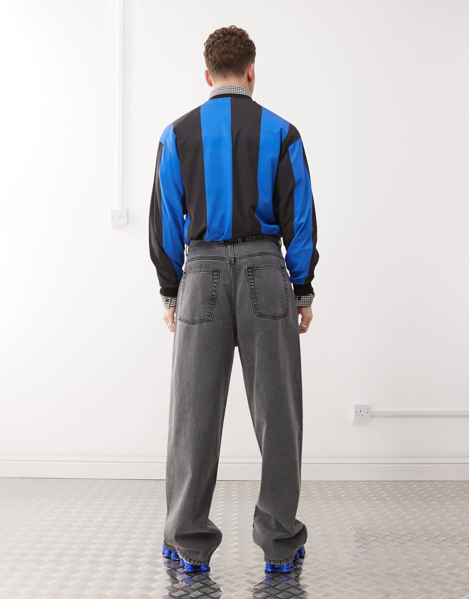 COLLUSION X001 antifit jeans in grey - ASOS Sample Sale EU Store